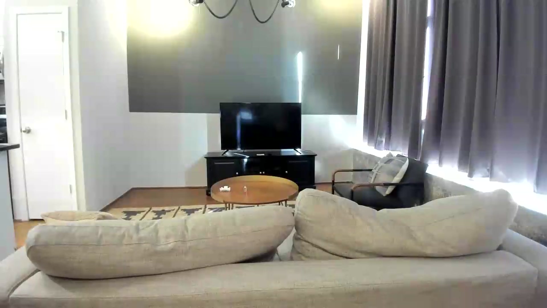 Gallery image thumbnail from dolllface's myfreecams stream on, 08/30/2026, 15:19 image 14 of 20