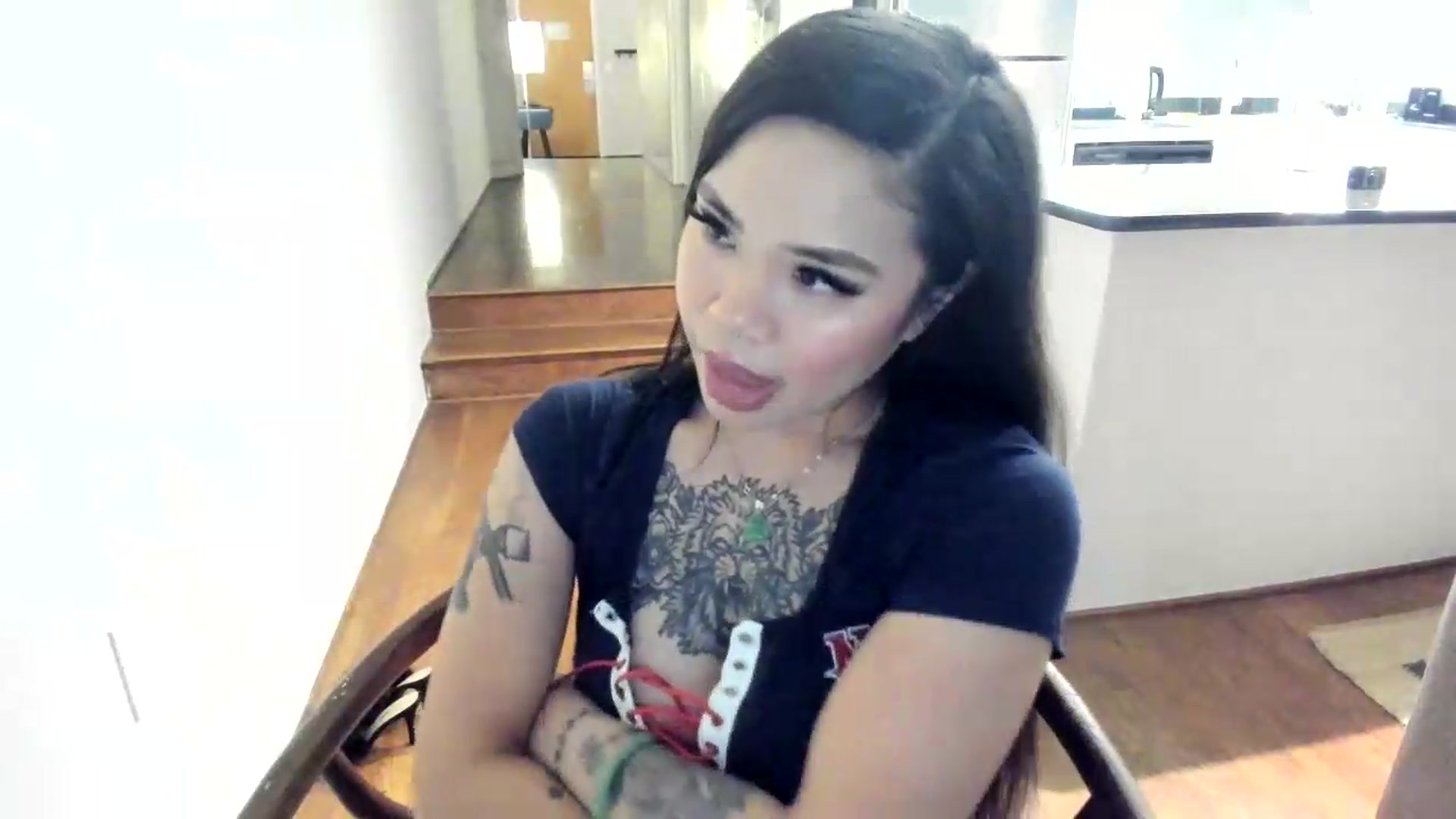 Gallery image thumbnail from dolllface's myfreecams stream on, 08/31/2026, 01:56 image 7 of 20