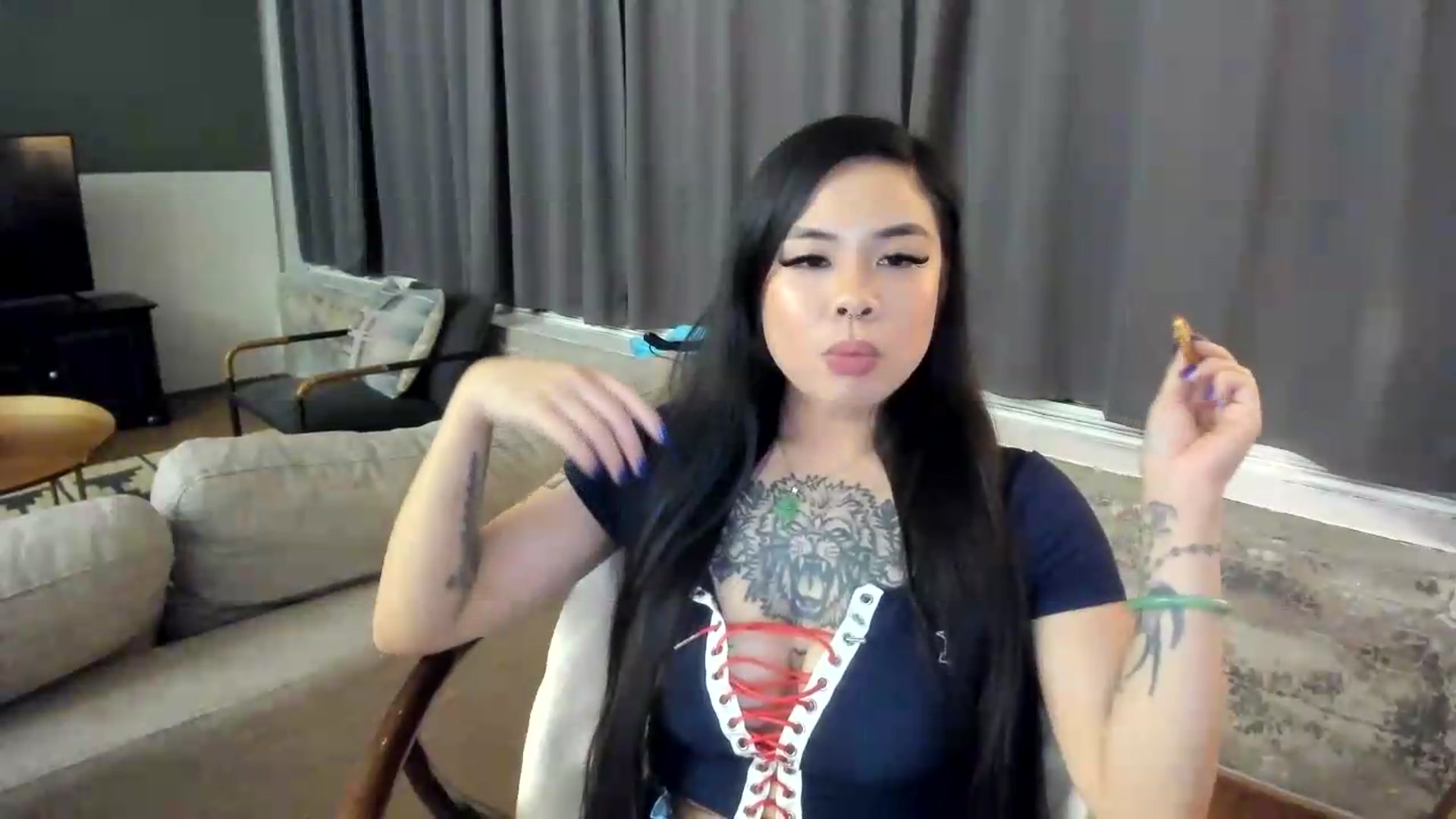 Gallery image thumbnail from dolllface's myfreecams stream on, 08/31/2026, 03:36 image 6 of 20