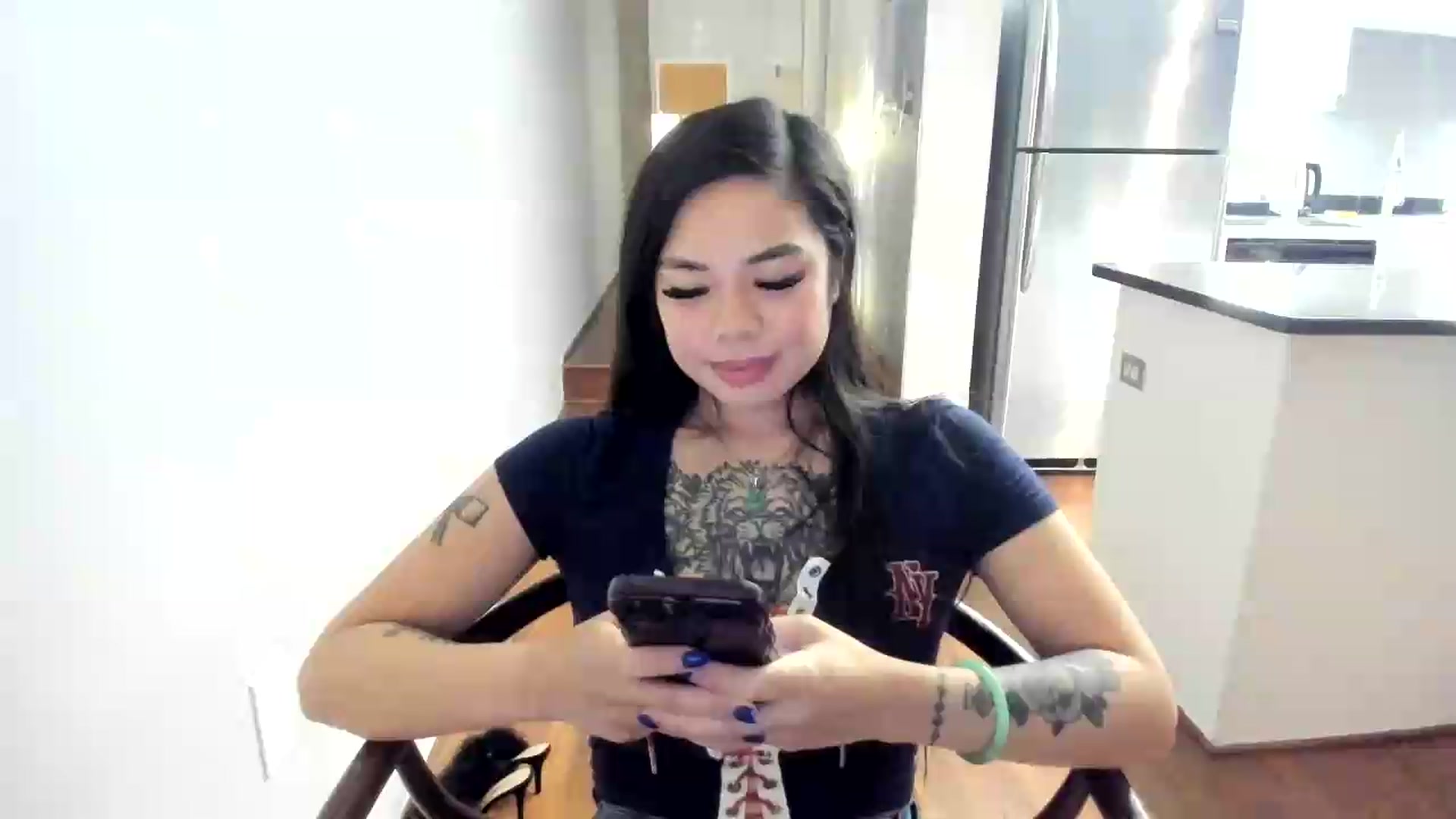 Gallery image thumbnail from dolllface's myfreecams stream on, 08/31/2026, 03:36 image 1 of 20