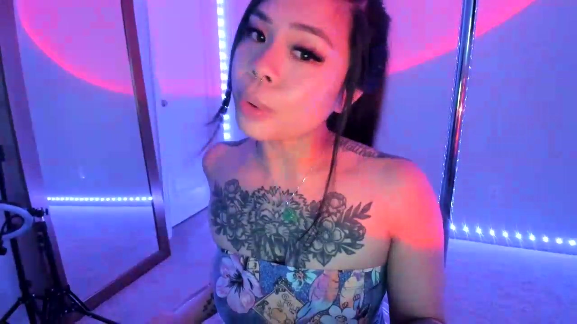 Gallery image thumbnail from dolllface's myfreecams stream on, 09/15/2026, 04:09 image 7 of 20