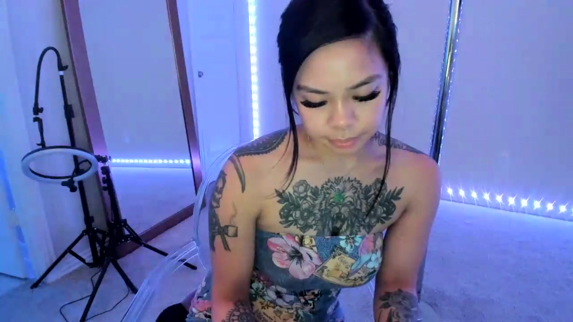 Gallery image thumbnail from dolllface's myfreecams stream on, 09/15/2026, 07:24 image 5 of 20