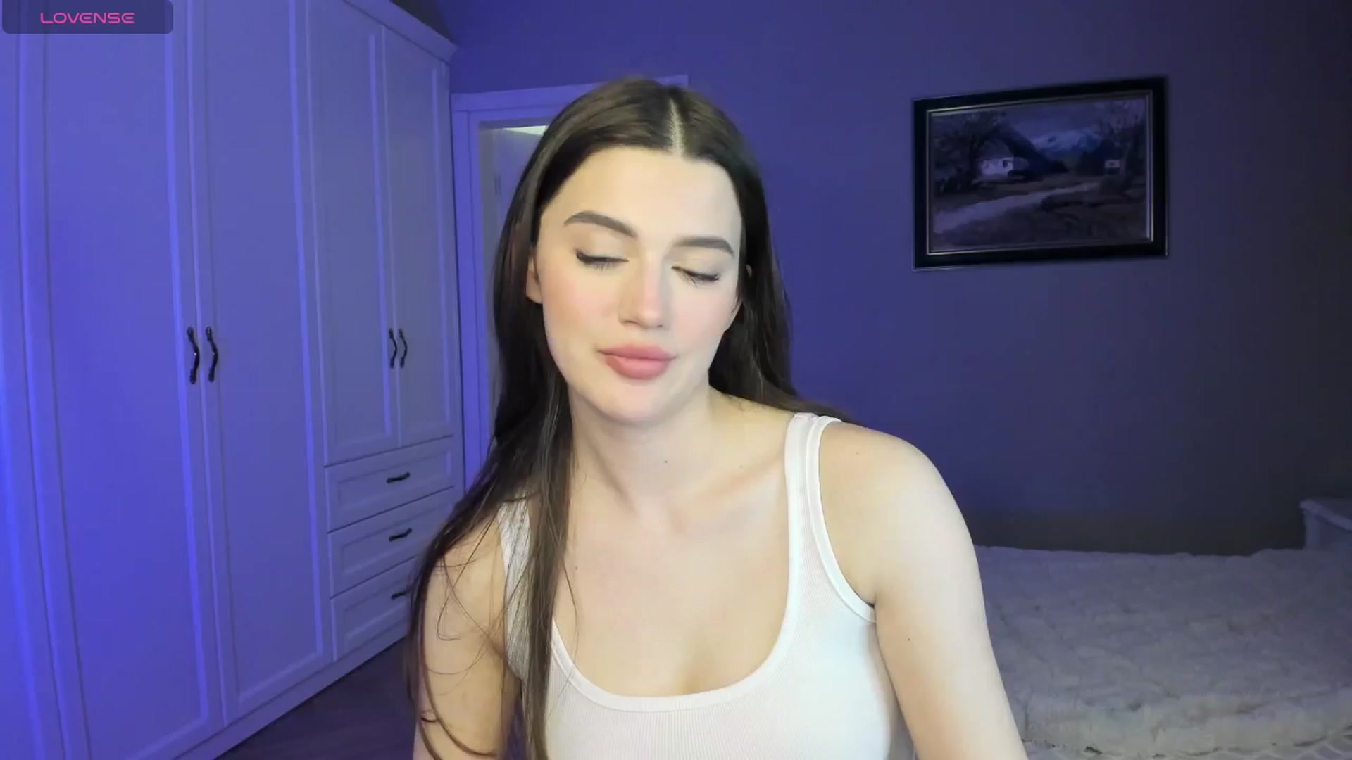 Gallery image thumbnail from dolly_xxx's myfreecams stream on, 04/27/2024, 19:52 image 1 of 20