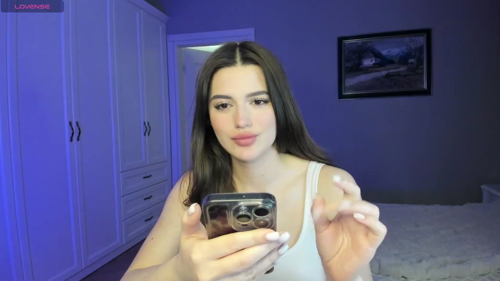 Gallery image thumbnail from dolly_xxx's myfreecams stream on, 04/27/2024, 19:52 image 7 of 20