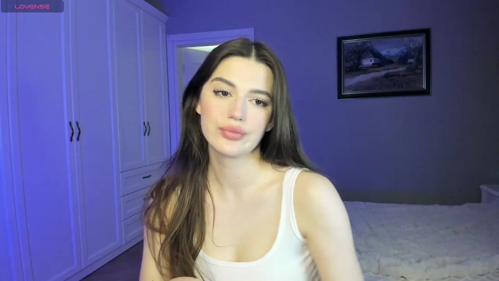 Gallery image thumbnail from dolly_xxx's myfreecams stream on, 04/27/2024, 19:52 image 9 of 20
