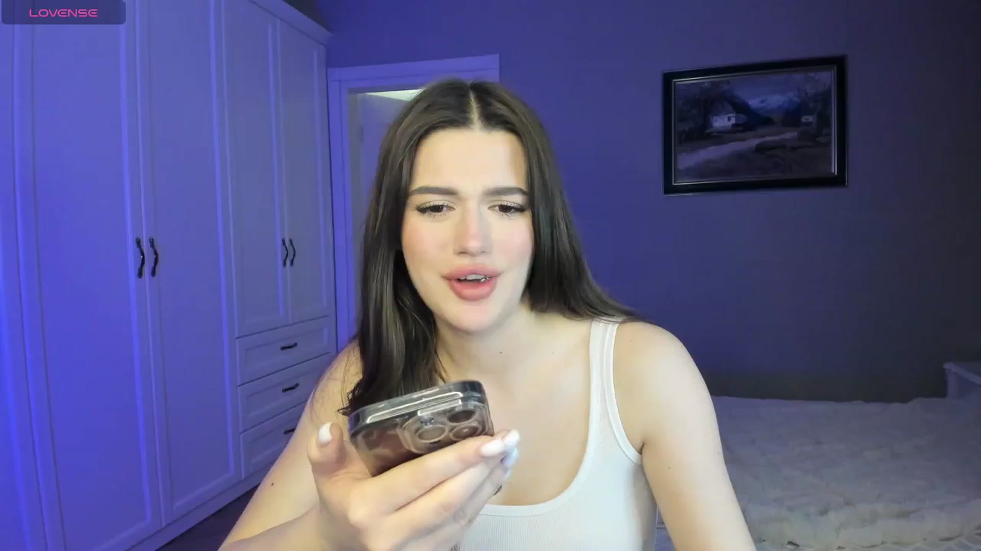Gallery image thumbnail from dolly_xxx's myfreecams stream on, 04/27/2024, 19:52 image 8 of 20