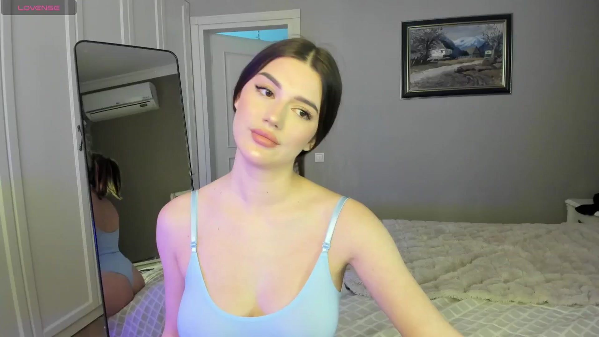 Gallery image thumbnail from dollyxxx's myfreecams stream on, 05/14/2024, 17:11 image 2 of 20