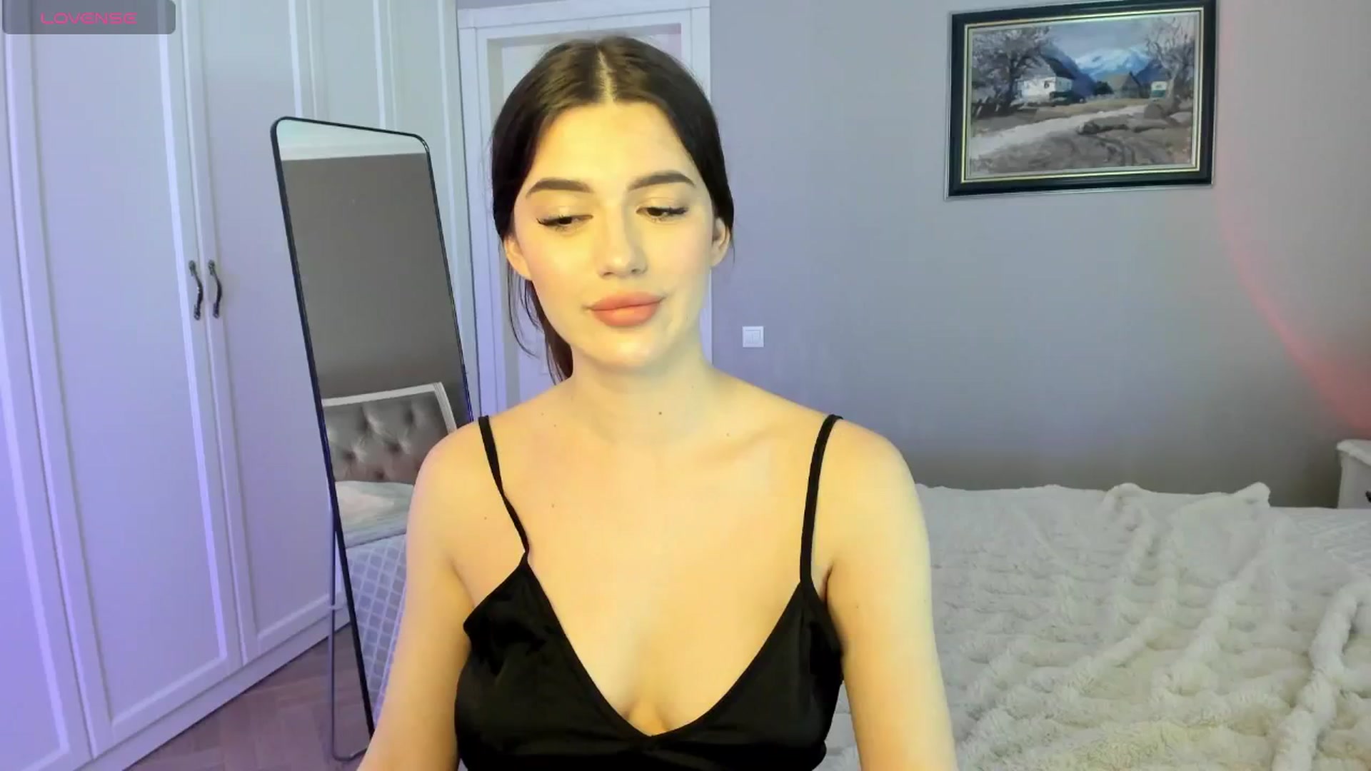 Gallery image thumbnail from dollyxxx's myfreecams stream on, 05/19/2024, 15:44 image 13 of 20