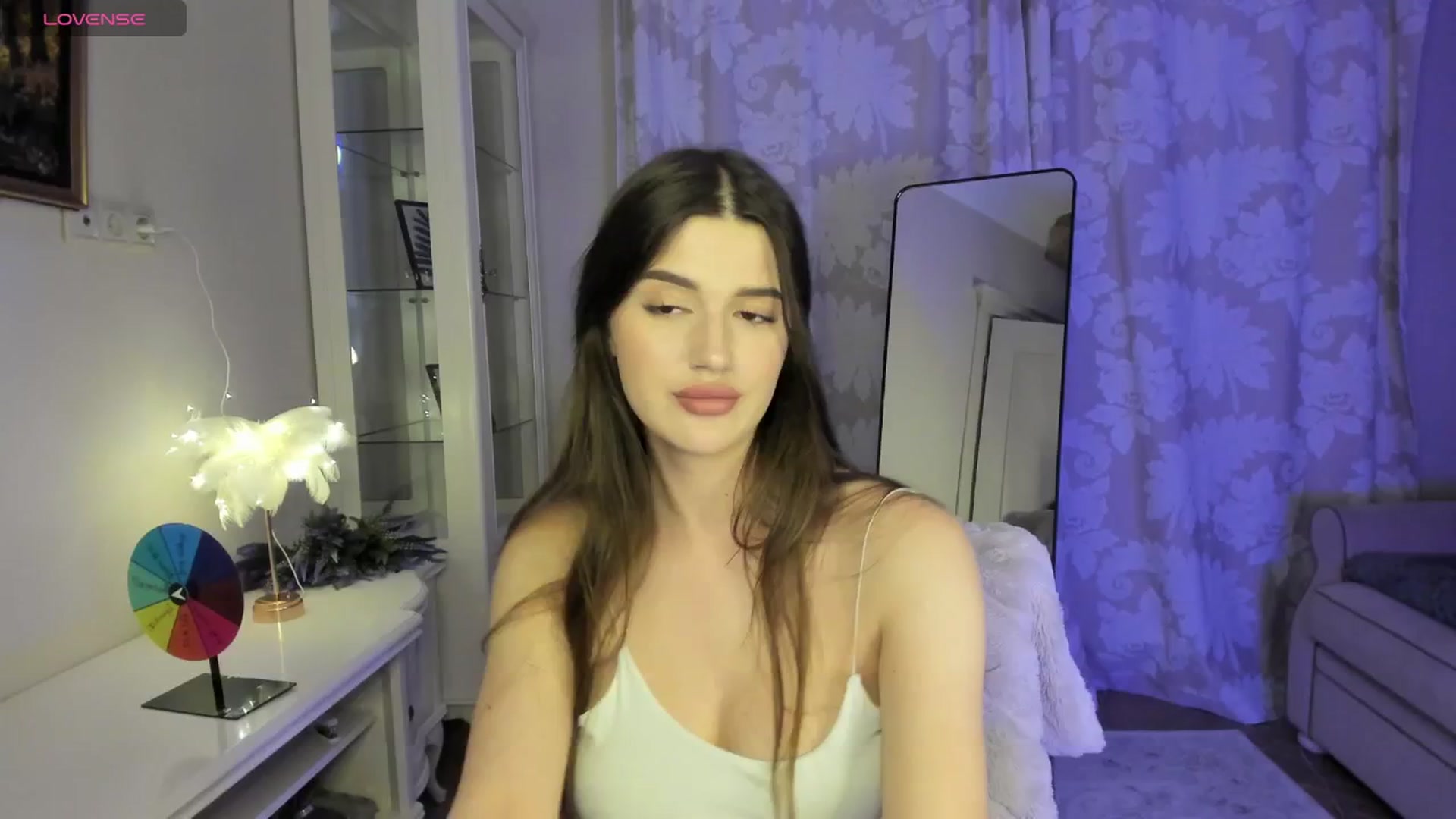 Gallery image thumbnail from dollyxxx's myfreecams stream on, 06/16/2024, 19:28 image 12 of 20