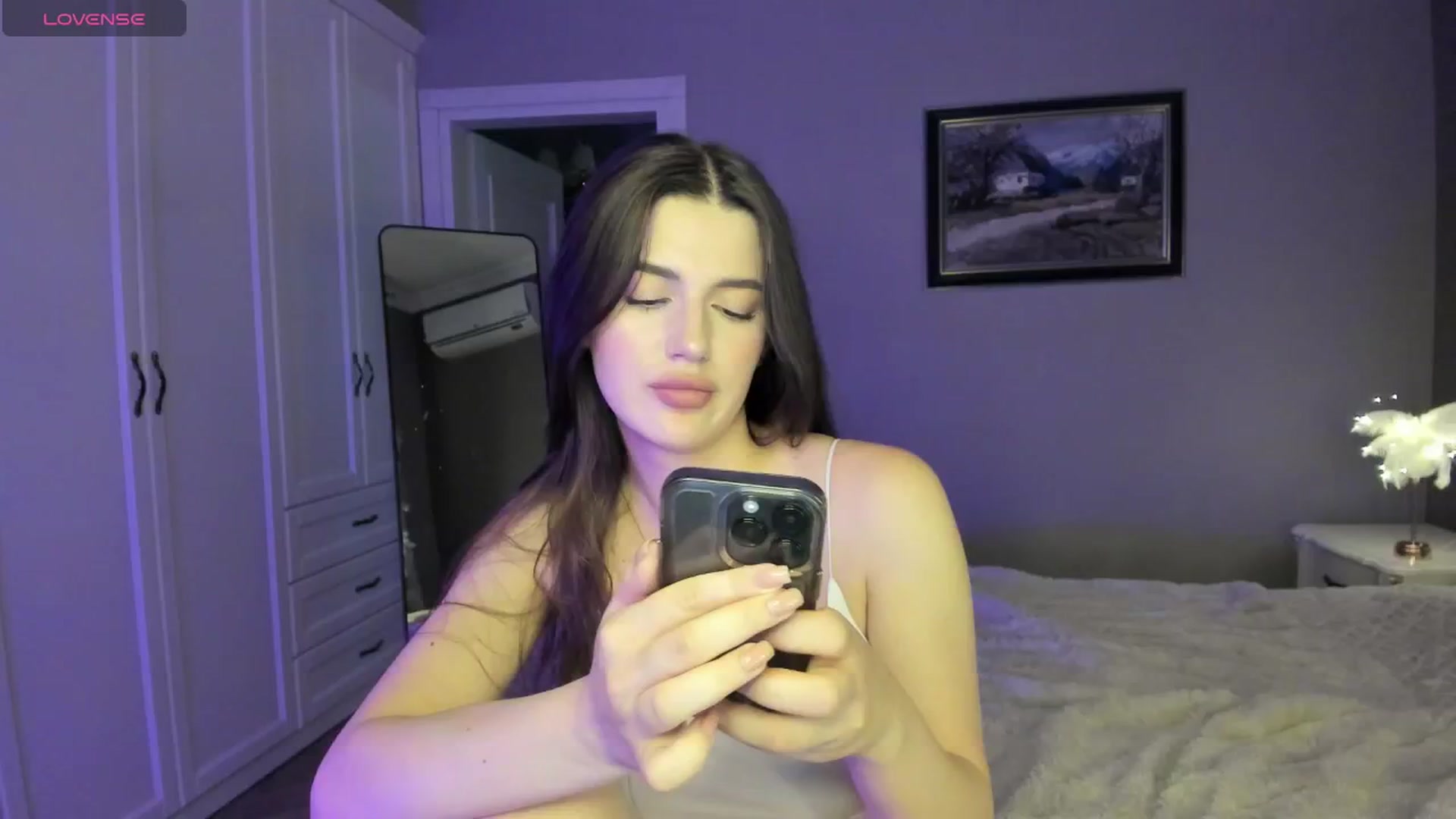 Gallery image thumbnail from dollyxxx's myfreecams stream on, 06/21/2024, 19:33 image 19 of 20