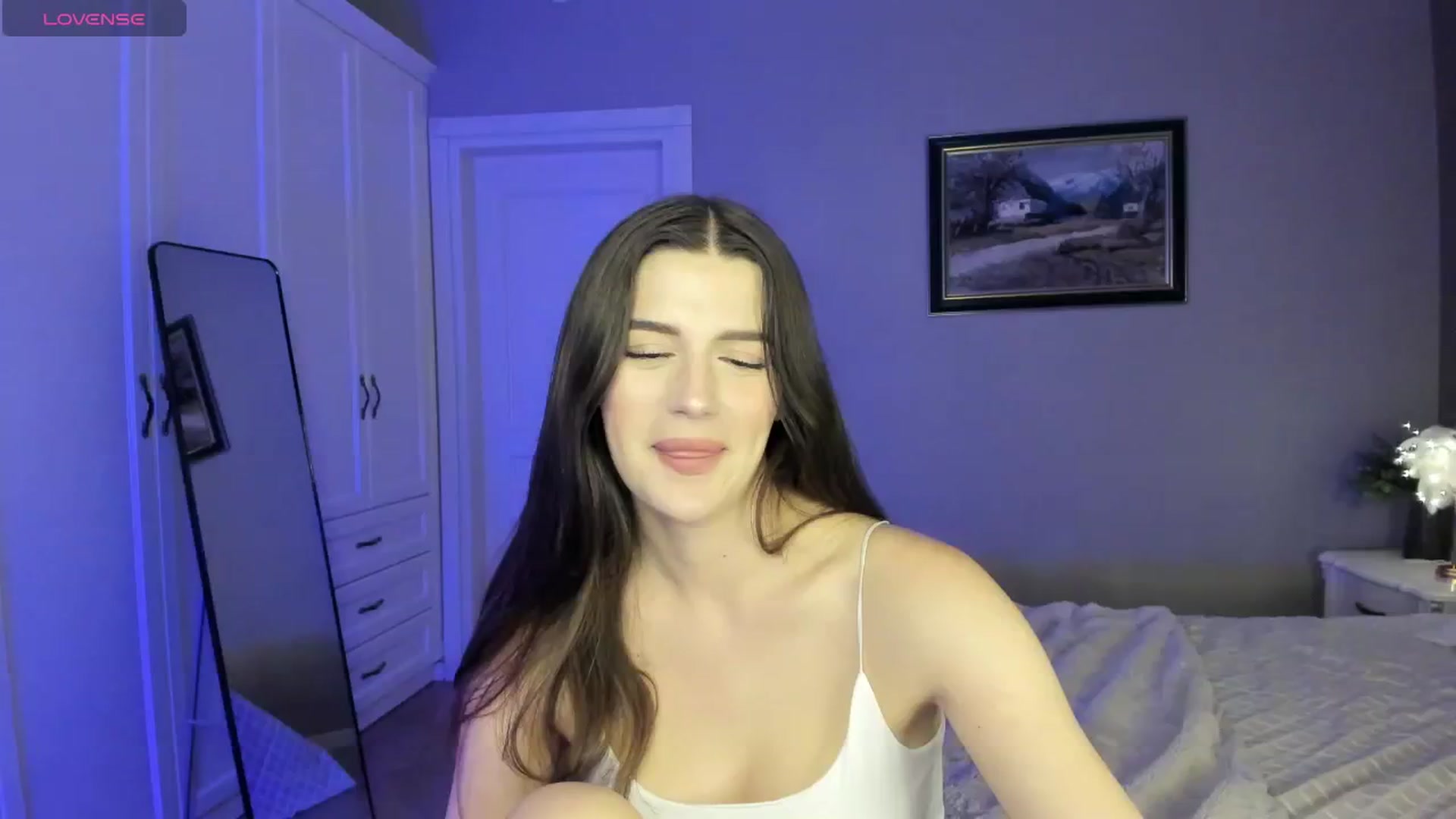 Gallery image thumbnail from dollyxxx's myfreecams stream on, 06/24/2024, 20:02 image 12 of 20