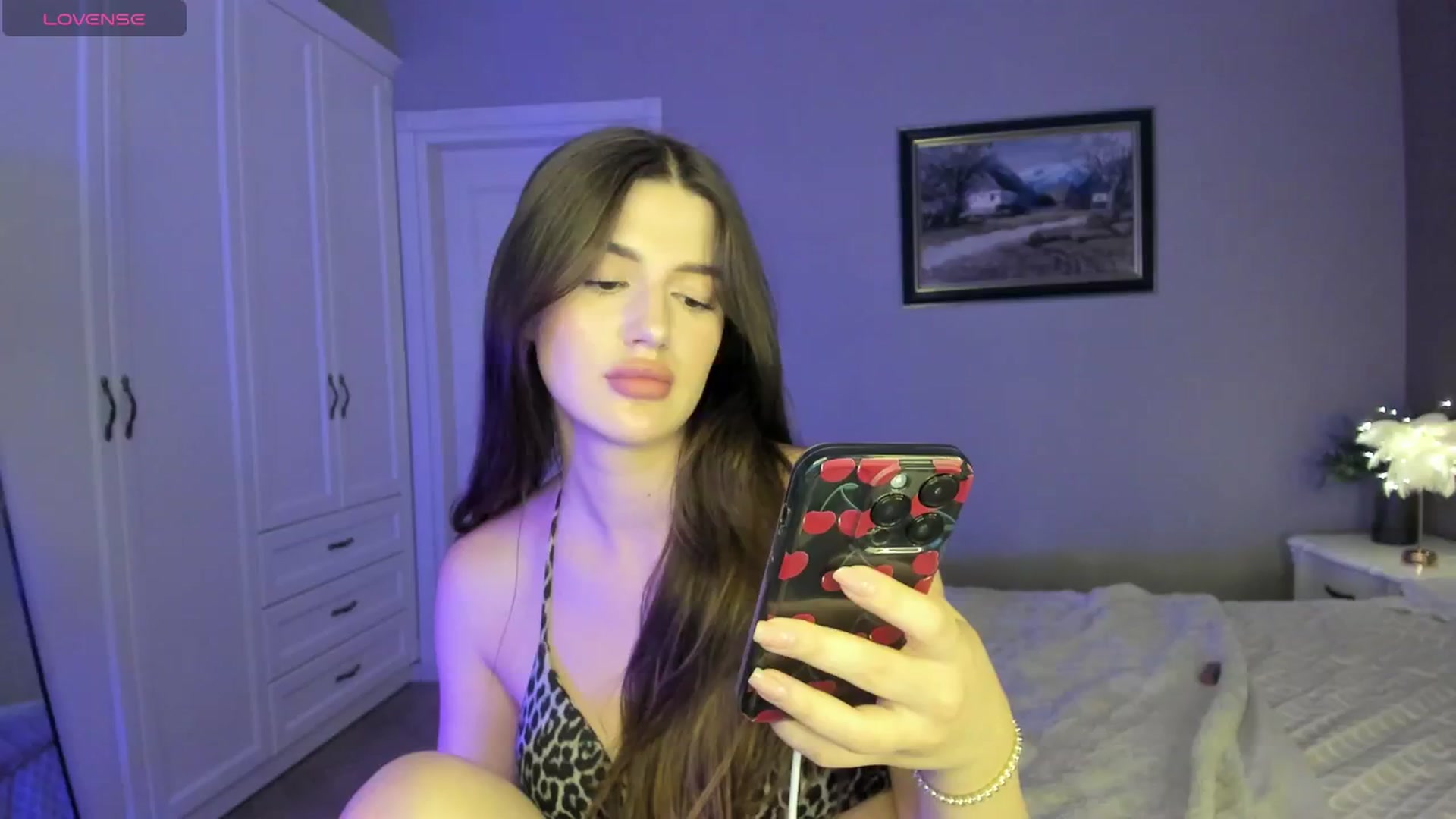 Gallery image thumbnail from dollyxxx's myfreecams stream on, 06/26/2024, 15:53 image 6 of 20