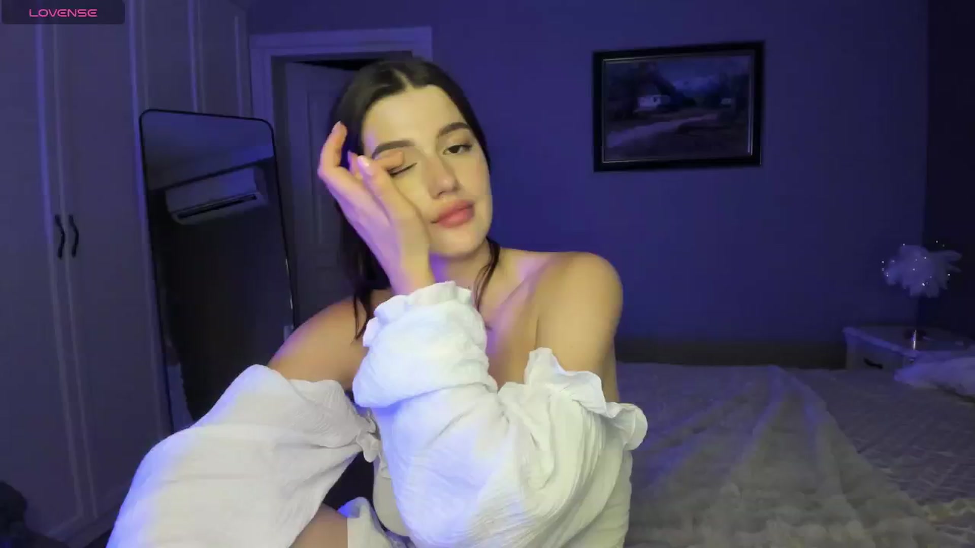 Gallery image thumbnail from dollyxxx's myfreecams stream on, 07/16/2024, 19:09 image 14 of 20