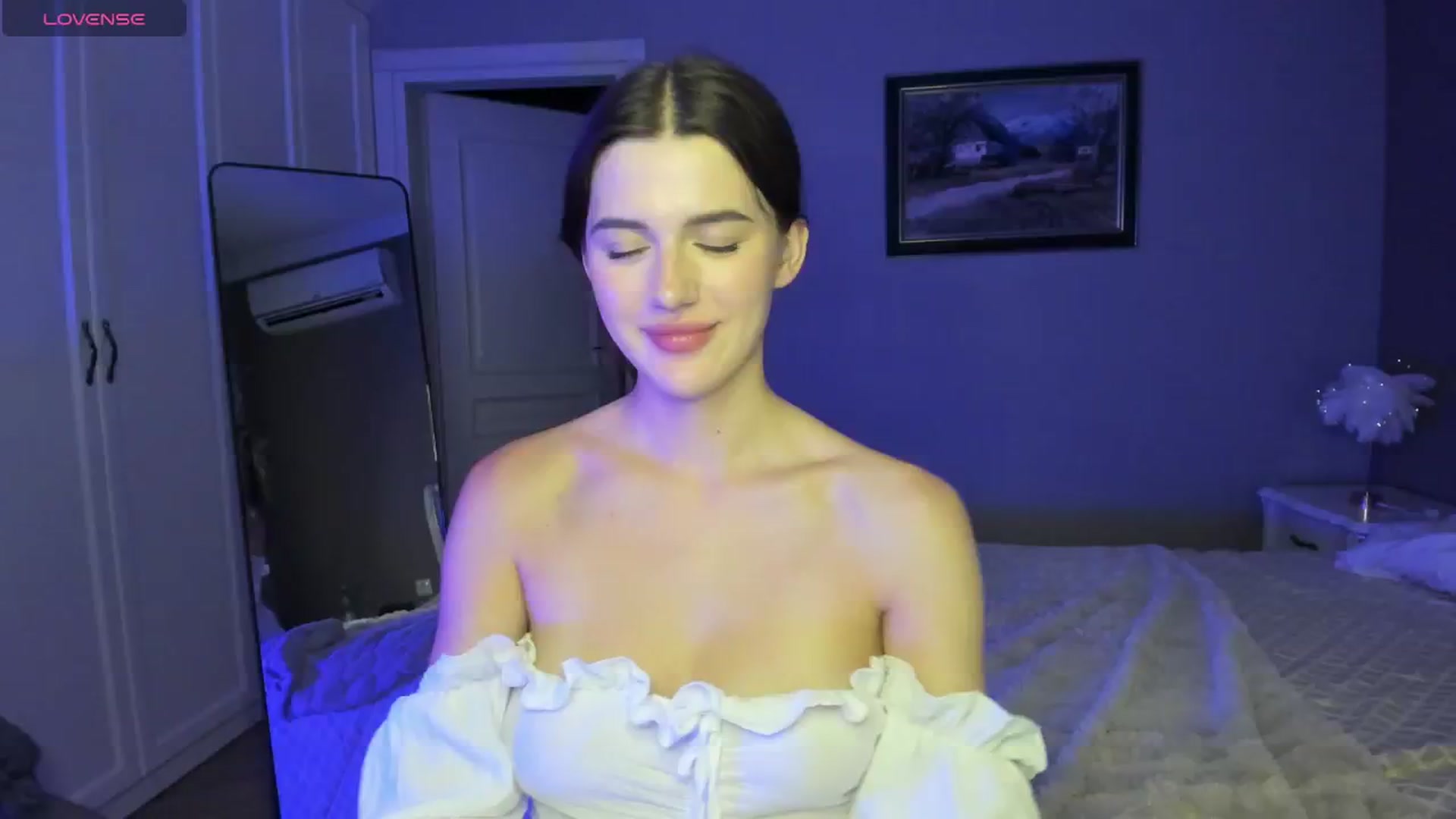 Gallery image thumbnail from dollyxxx's myfreecams stream on, 07/16/2024, 19:09 image 11 of 20