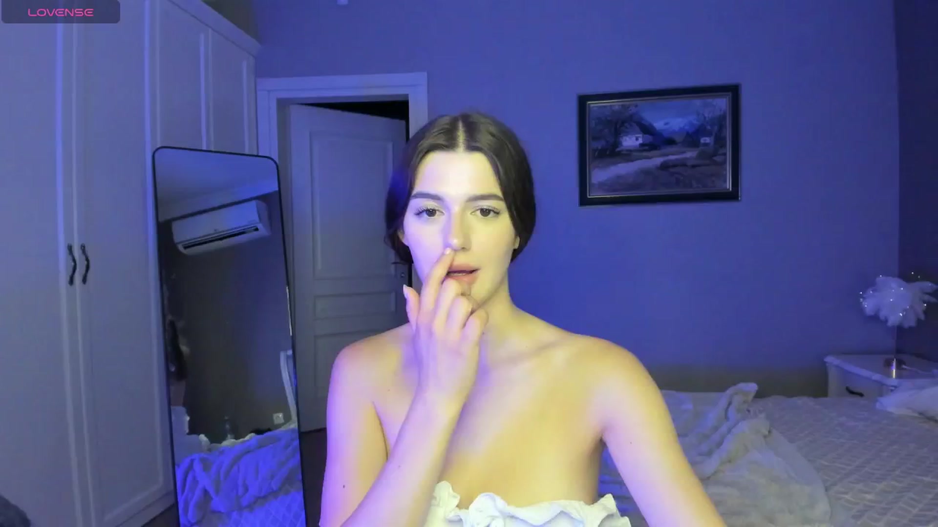 Gallery image thumbnail from dollyxxx's myfreecams stream on, 07/16/2024, 19:25 image 18 of 20