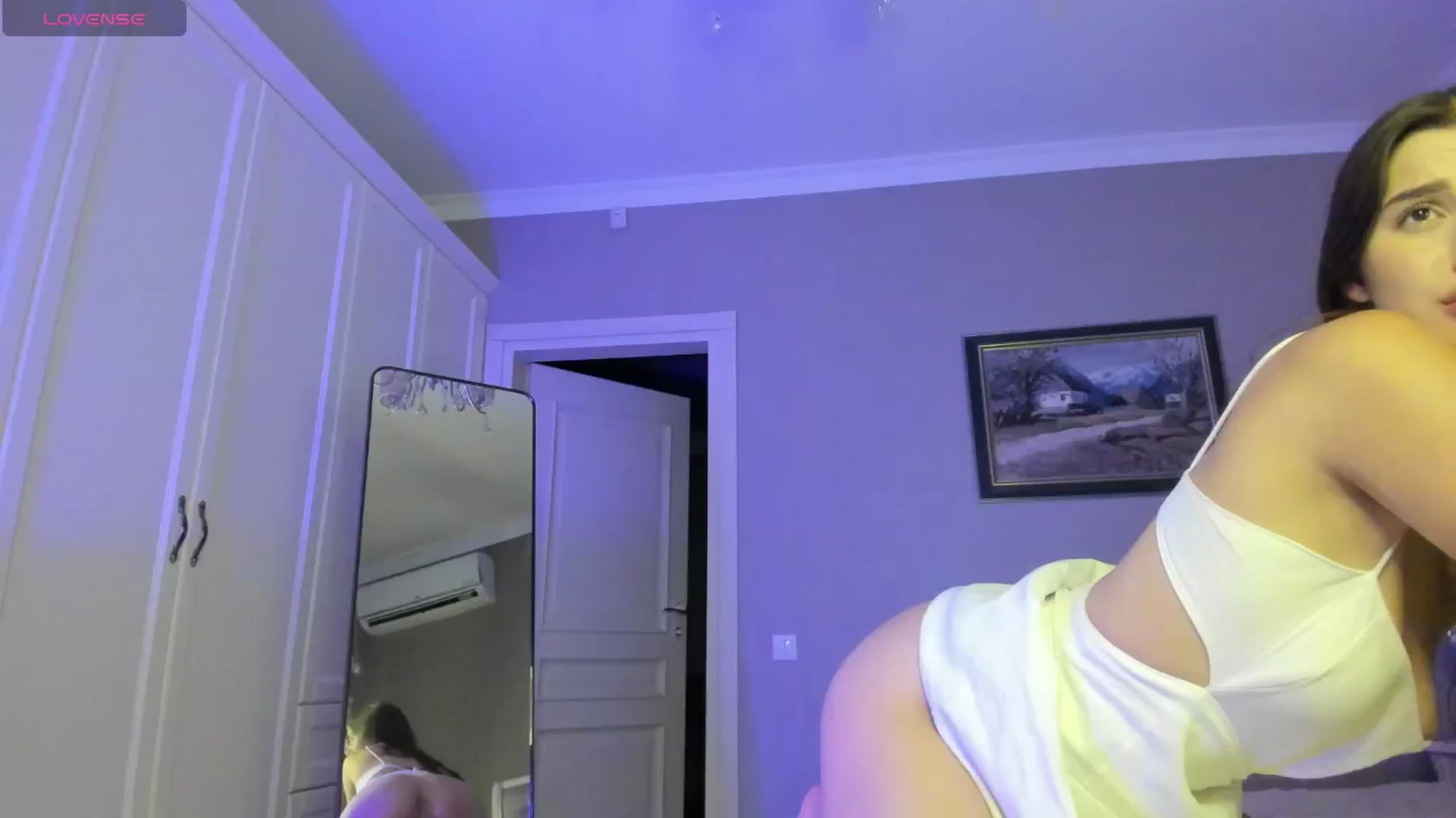 Gallery image thumbnail from dollyxxx's myfreecams stream on, 07/17/2024, 20:10 image 16 of 20