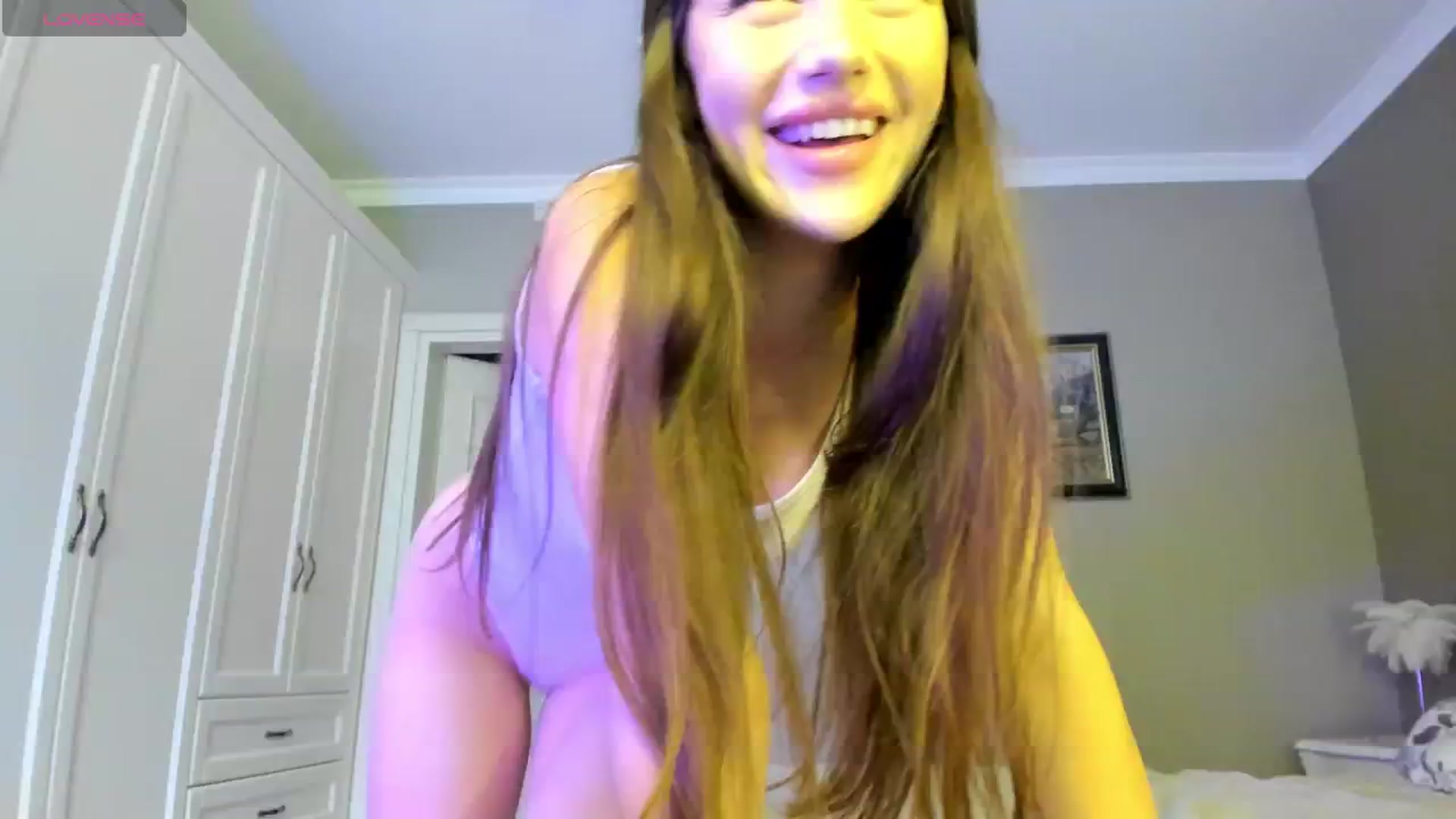 Gallery image thumbnail from dollyxxx's myfreecams stream on, 08/04/2024, 19:50 image 19 of 20