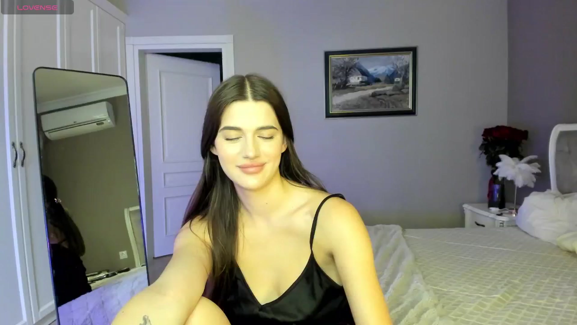 Gallery image thumbnail from dollyxxx's myfreecams stream on, 08/09/2024, 18:18 image 13 of 20