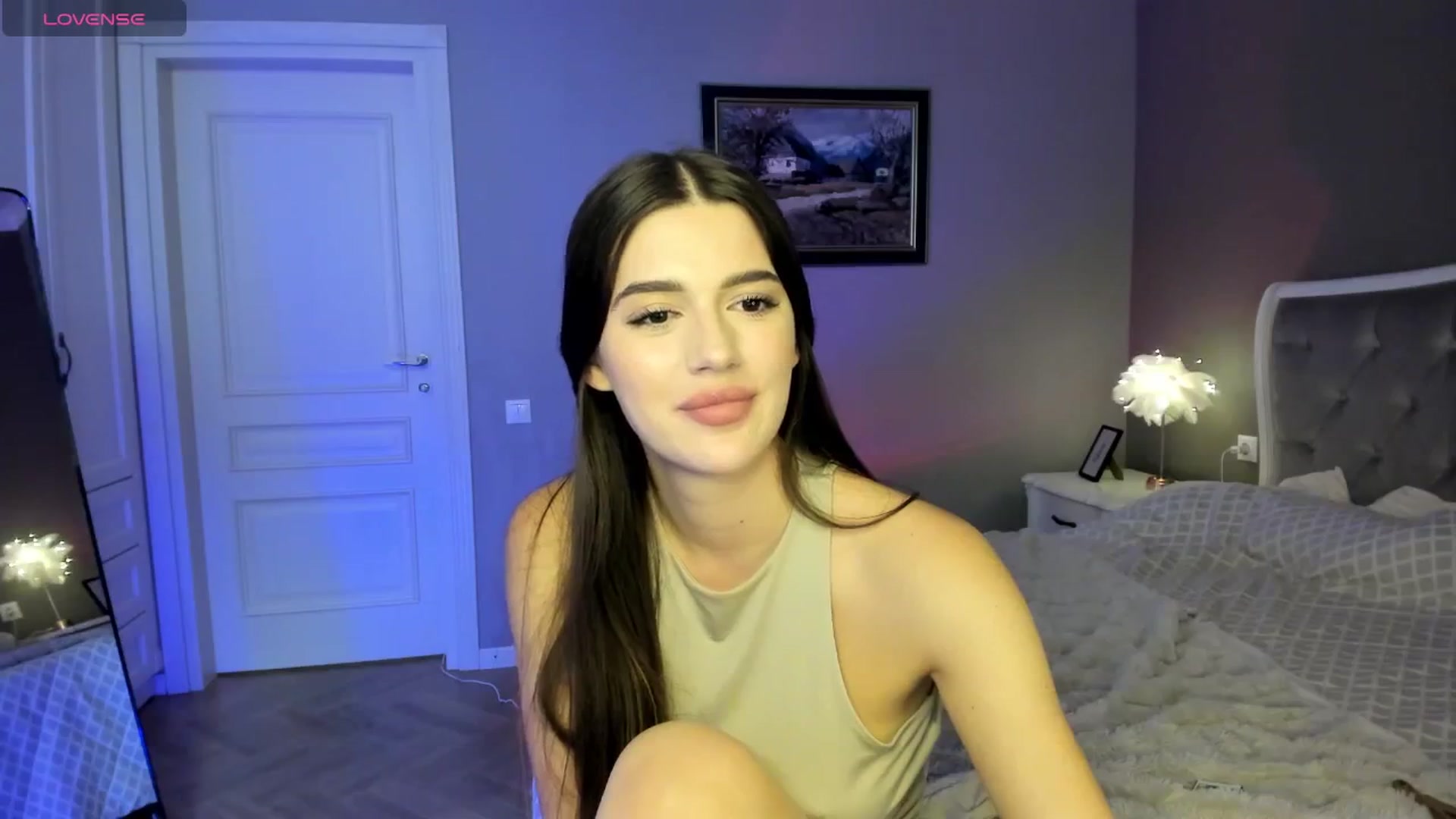 Gallery image thumbnail from dollyxxx's myfreecams stream on, 08/22/2024, 19:39 image 7 of 20