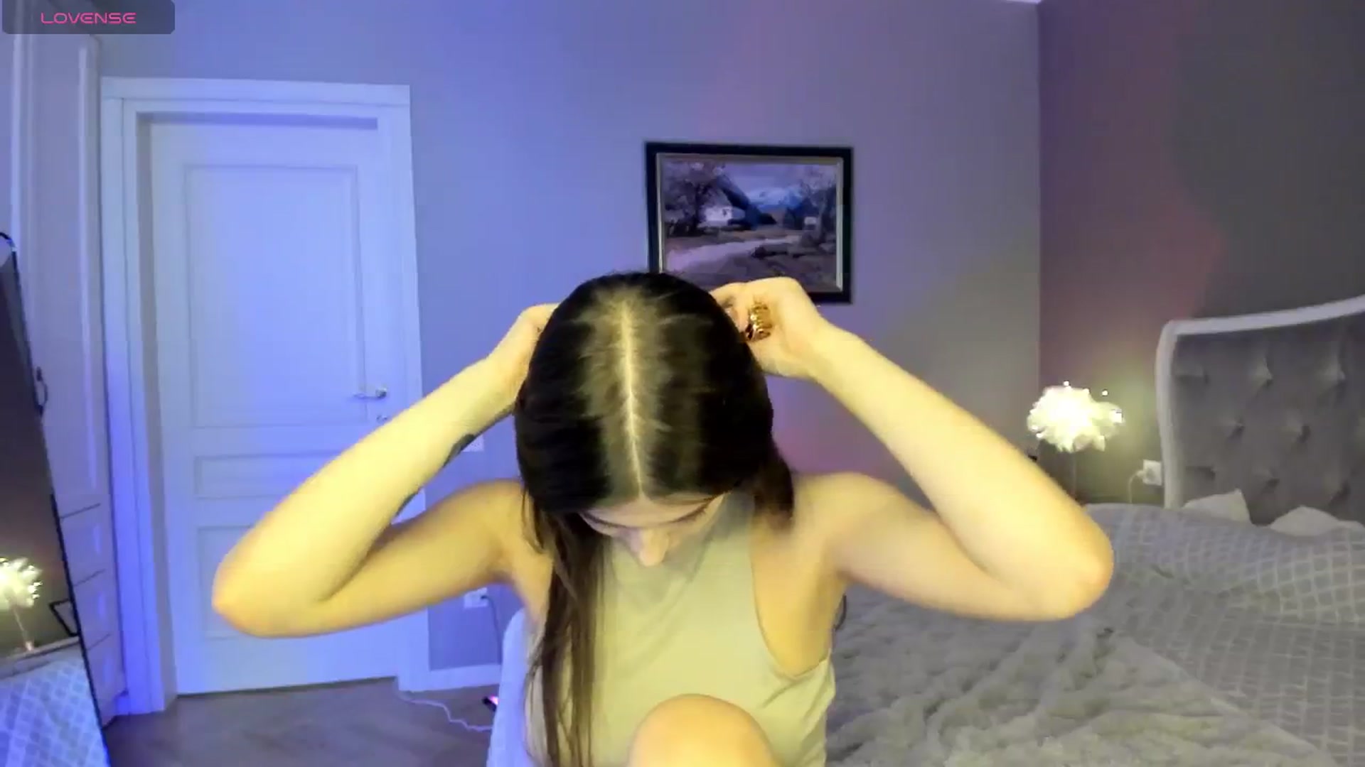 Gallery image thumbnail from dollyxxx's myfreecams stream on, 08/22/2024, 19:39 image 18 of 20