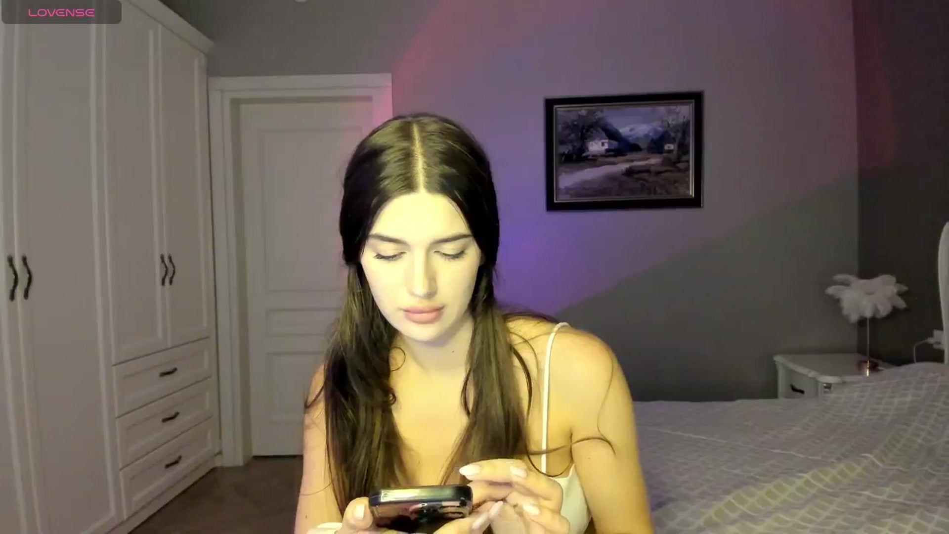 Gallery image thumbnail from dollyxxx's myfreecams stream on, 08/27/2024, 21:30 image 17 of 20