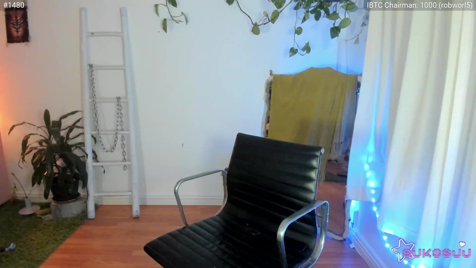 Gallery image thumbnail from domainofpain's myfreecams stream on, 11/19/2022, 09:14 image 19 of 20