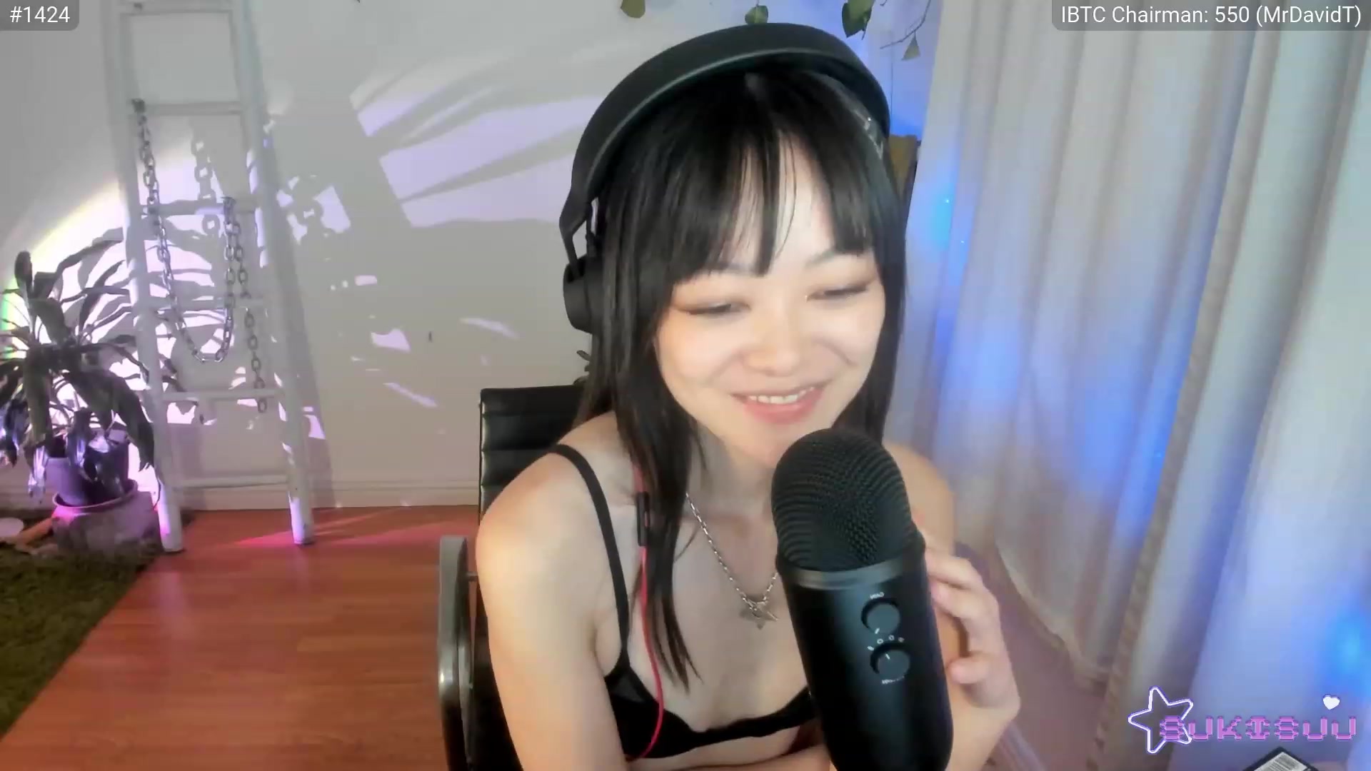 Gallery image thumbnail from domainofpain's myfreecams stream on, 11/22/2022, 07:34 image 12 of 20