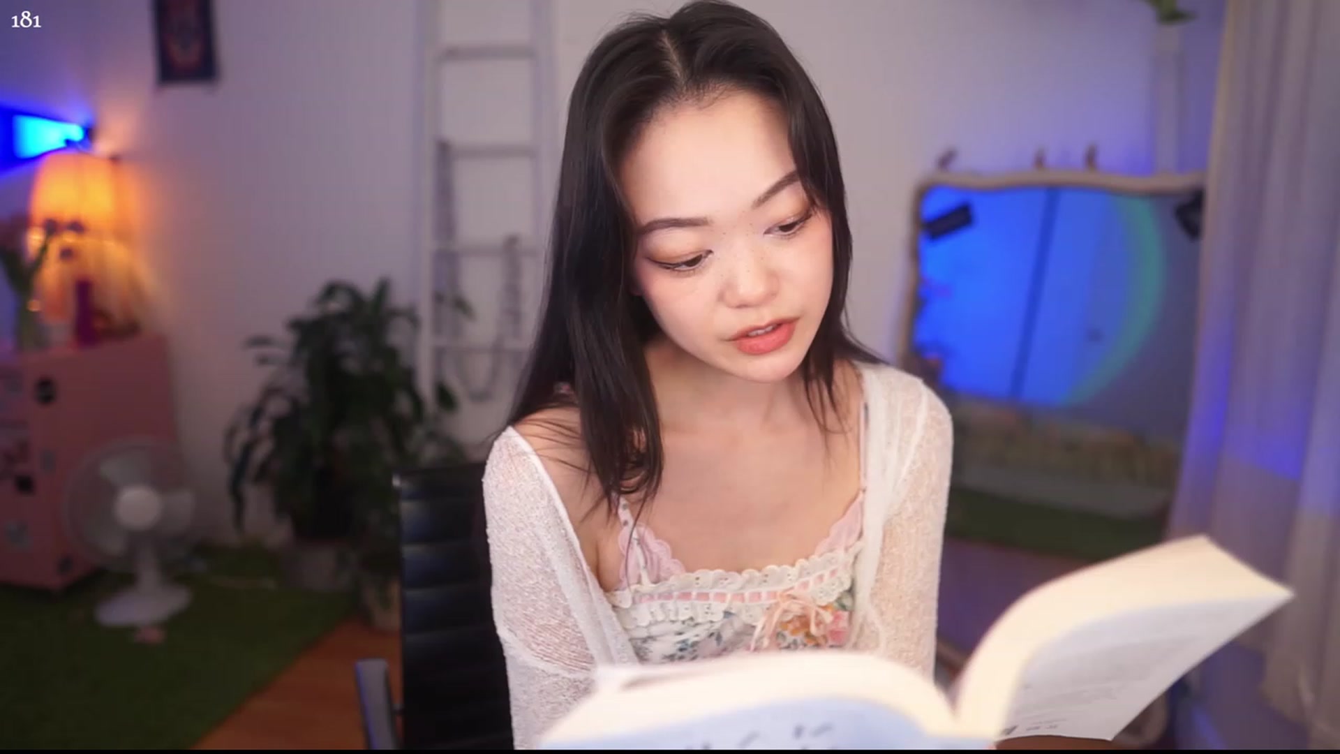 Gallery image thumbnail from domainofpain's myfreecams stream on, 04/19/2023, 06:49 image 2 of 20