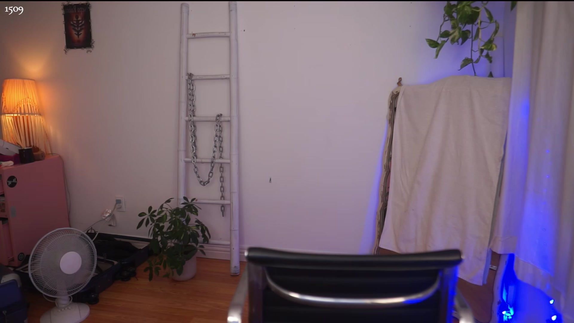 Gallery image thumbnail from domainofpain's myfreecams stream on, 05/31/2023, 05:04 image 6 of 20