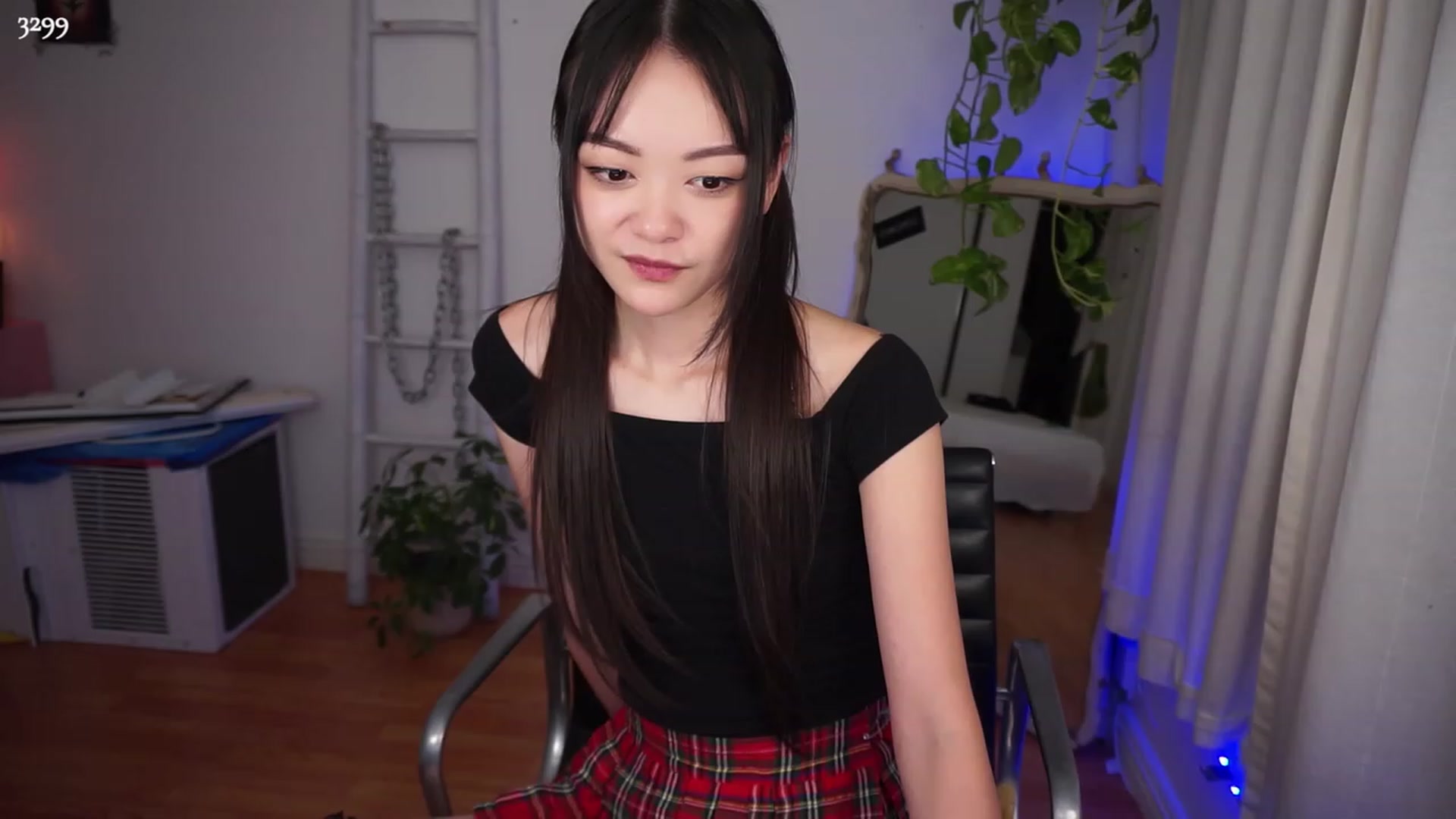 Gallery image thumbnail from domainofpain's myfreecams stream on, 07/28/2023, 05:40 image 12 of 20