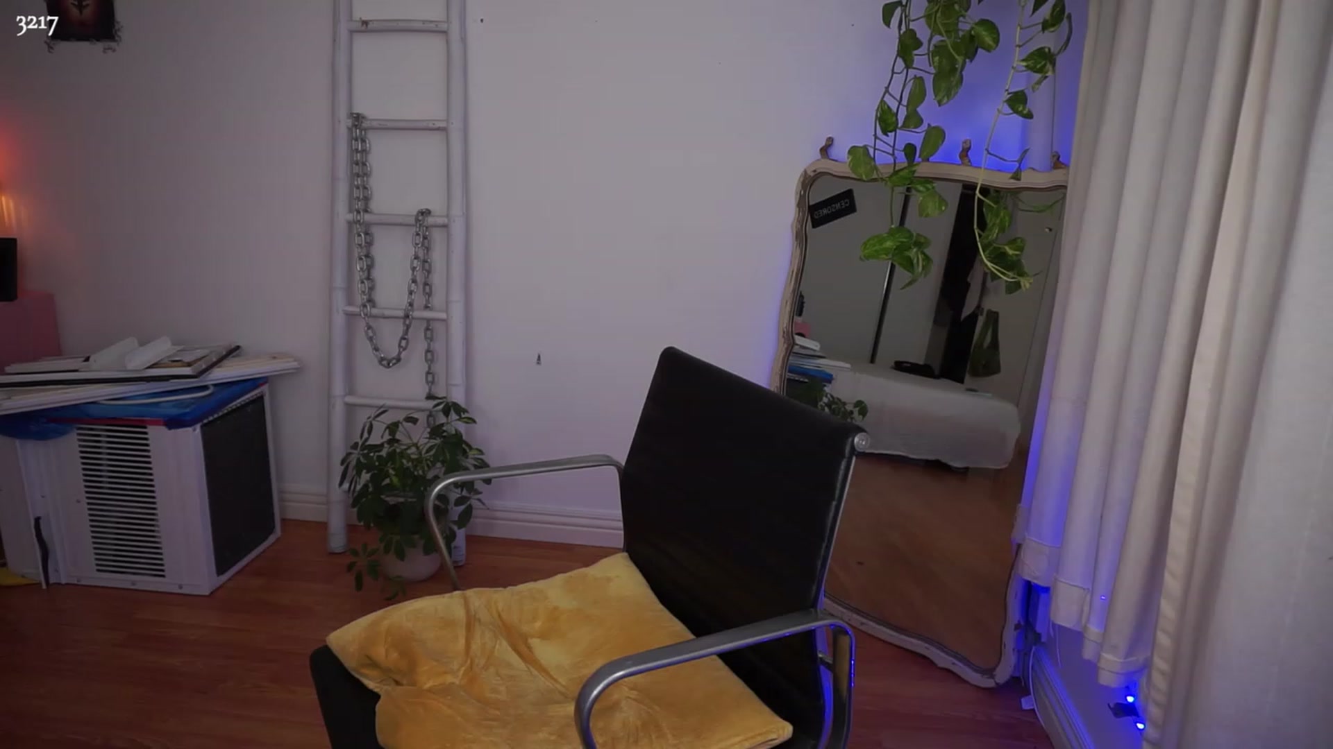 Gallery image thumbnail from domainofpain's myfreecams stream on, 07/28/2023, 05:40 image 19 of 20