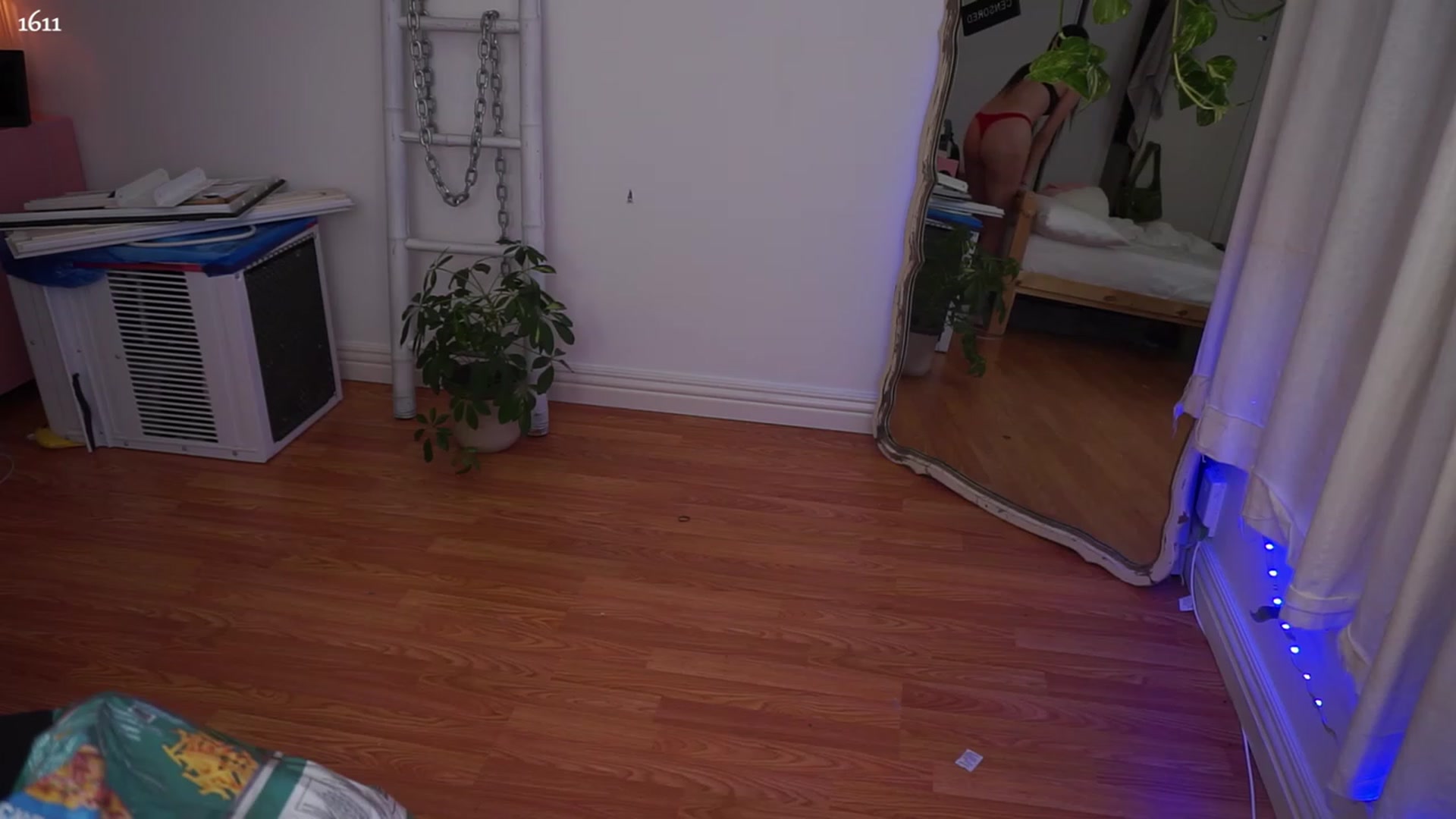 Gallery image thumbnail from domainofpain's myfreecams stream on, 07/30/2023, 10:31 image 10 of 20