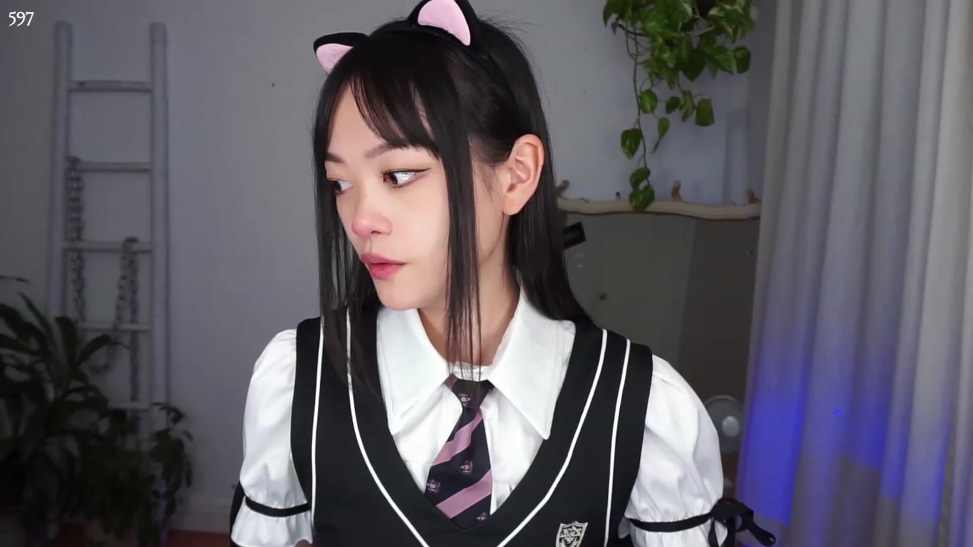 Gallery image thumbnail from domainofpain's myfreecams stream on, 10/04/2023, 05:17 image 7 of 20