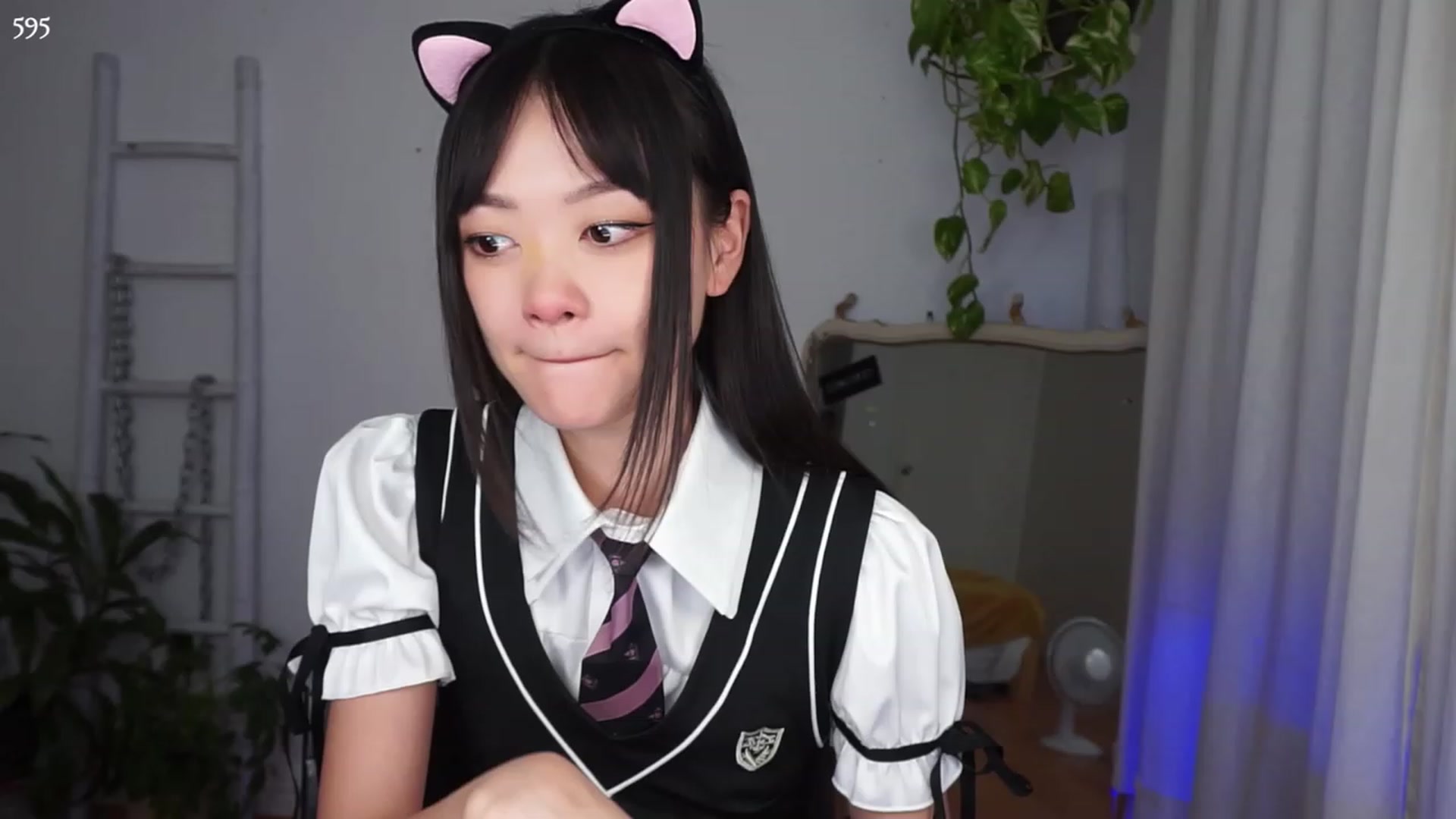 Gallery image thumbnail from domainofpain's myfreecams stream on, 10/04/2023, 05:17 image 20 of 20