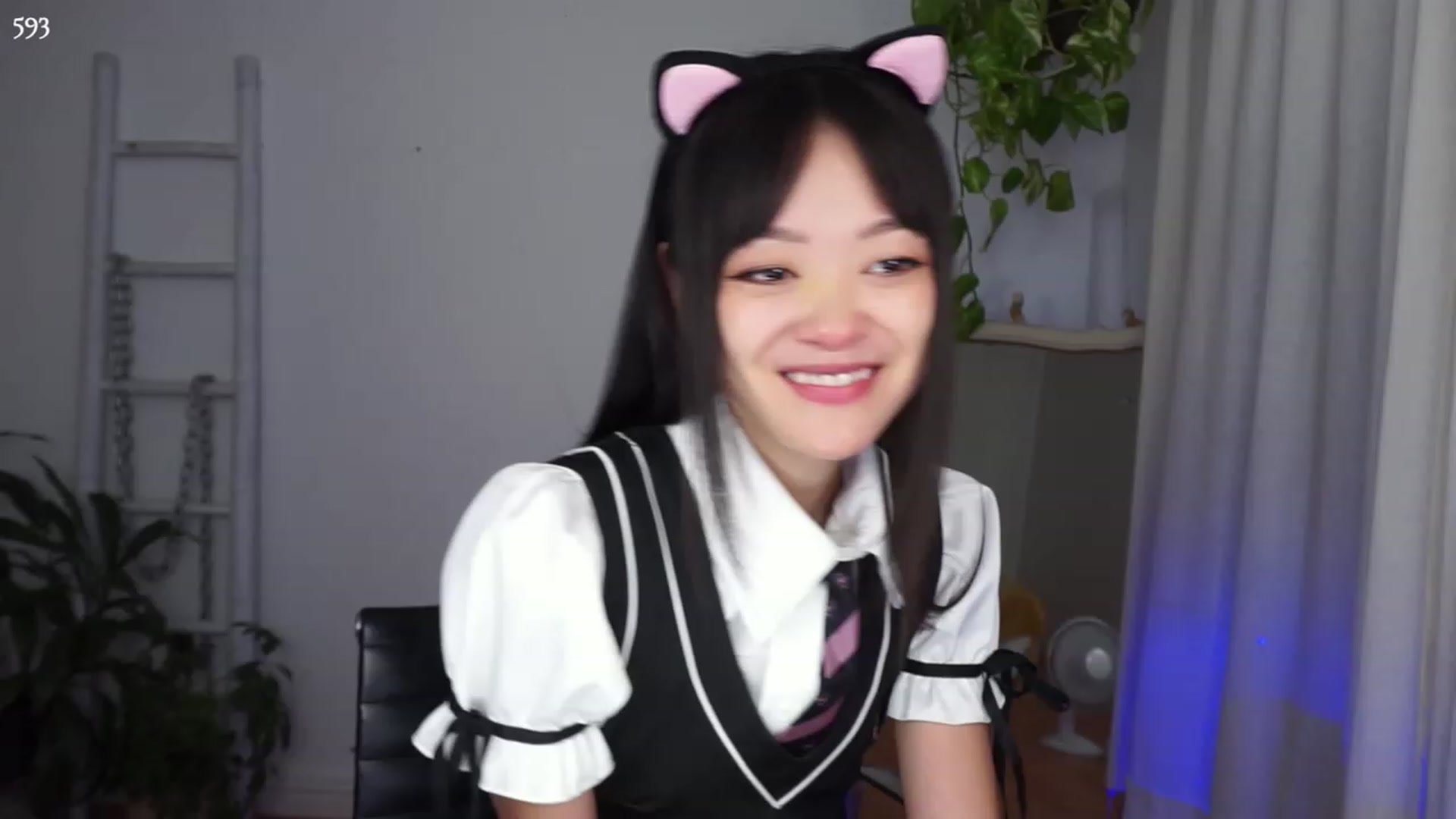 Gallery image thumbnail from domainofpain's myfreecams stream on, 10/04/2023, 05:17 image 15 of 20