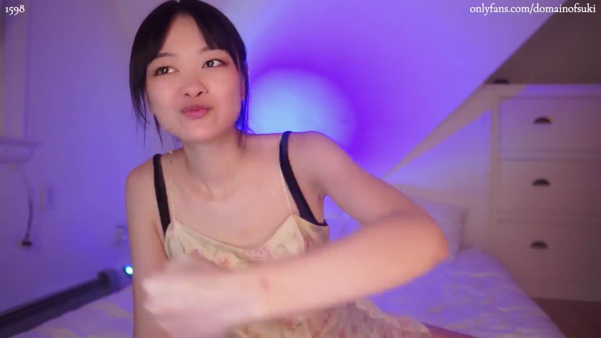 Gallery image thumbnail from domainofpain's myfreecams stream on, 05/08/2024, 06:30 image 17 of 20