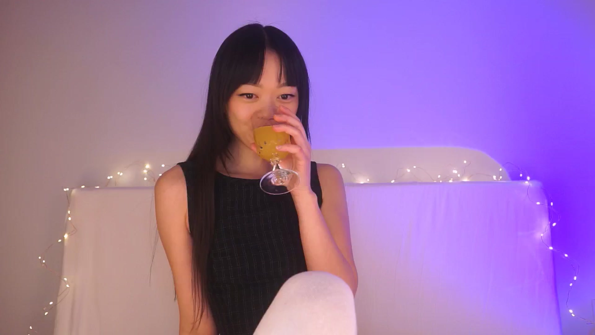 Gallery image thumbnail from domainofpain's myfreecams stream on, 12/29/2024, 08:50 image 2 of 20