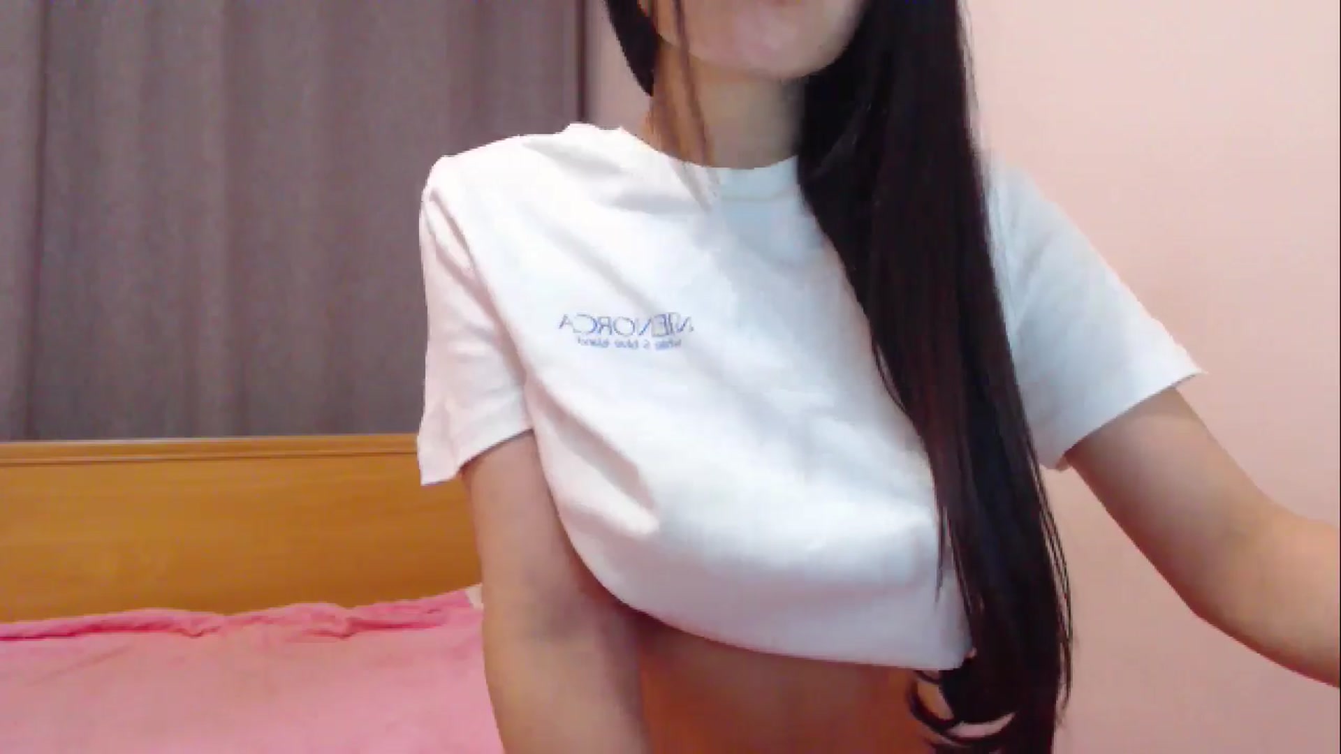 Gallery image thumbnail from domizz1ve's myfreecams stream on, 09/17/2024, 14:22 image 13 of 20