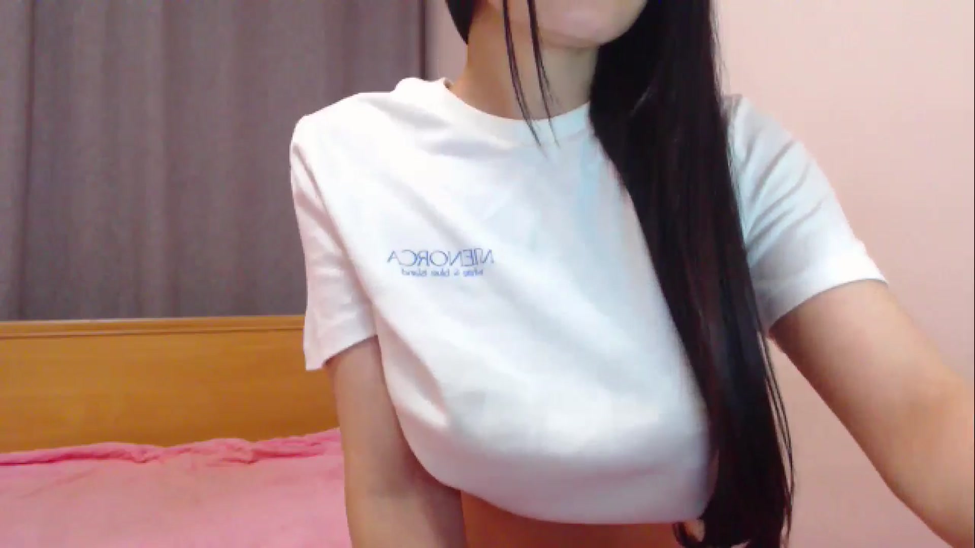 Gallery image thumbnail from domizz1ve's myfreecams stream on, 09/17/2024, 14:22 image 12 of 20