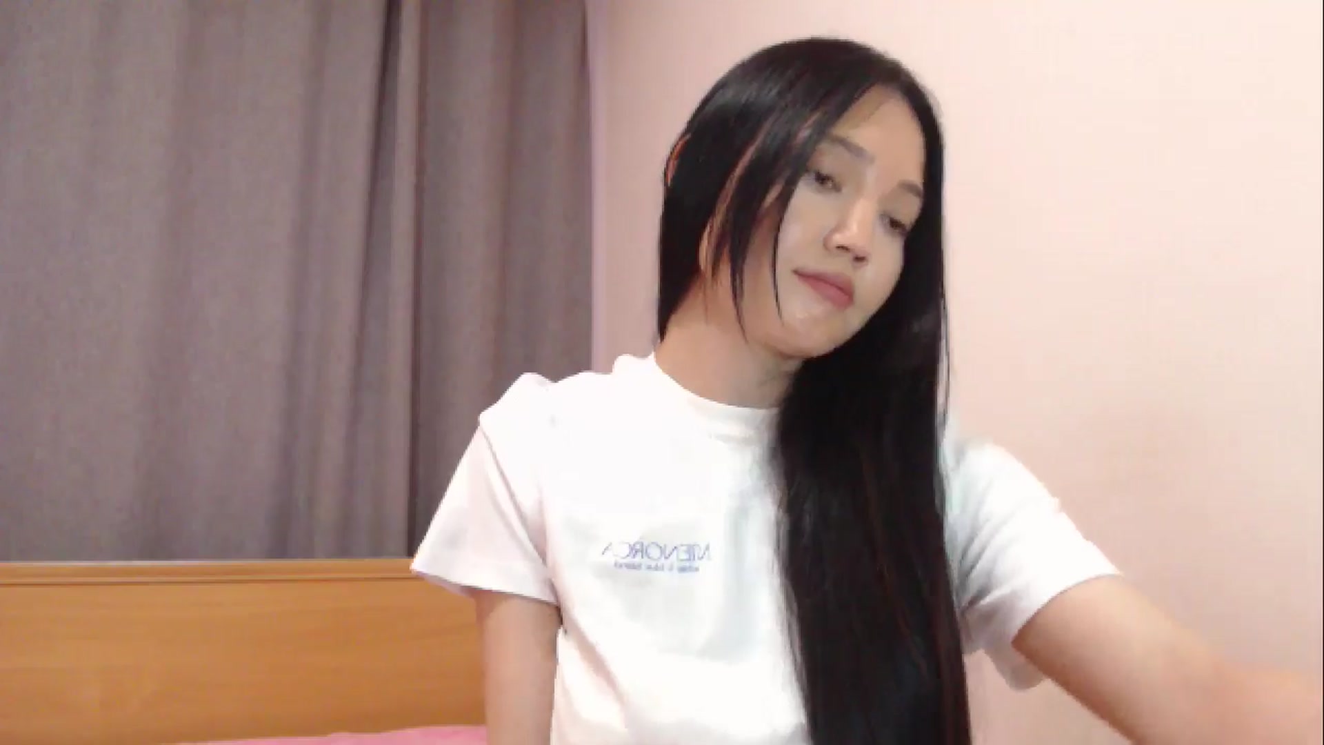 Gallery image thumbnail from domizz1ve's myfreecams stream on, 11/06/2024, 07:40 image 5 of 20