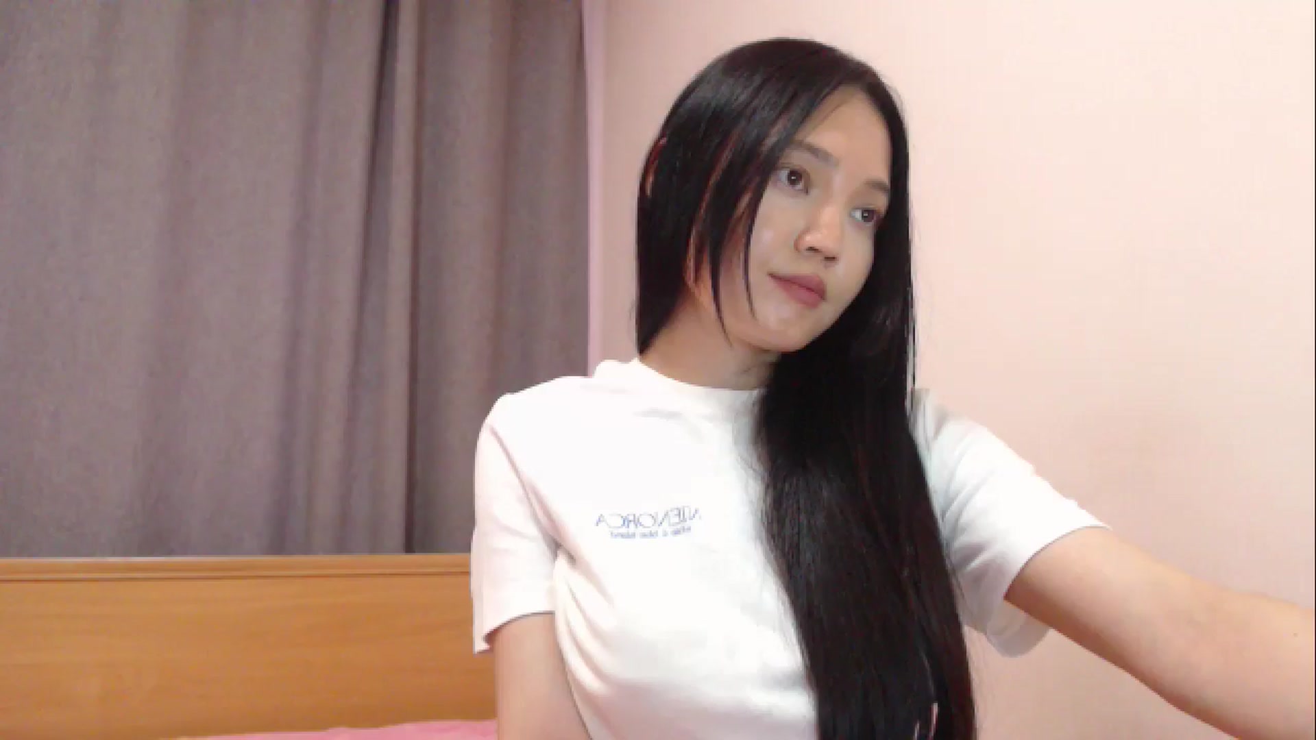 Gallery image thumbnail from domizz1ve's myfreecams stream on, 11/06/2024, 07:40 image 1 of 20