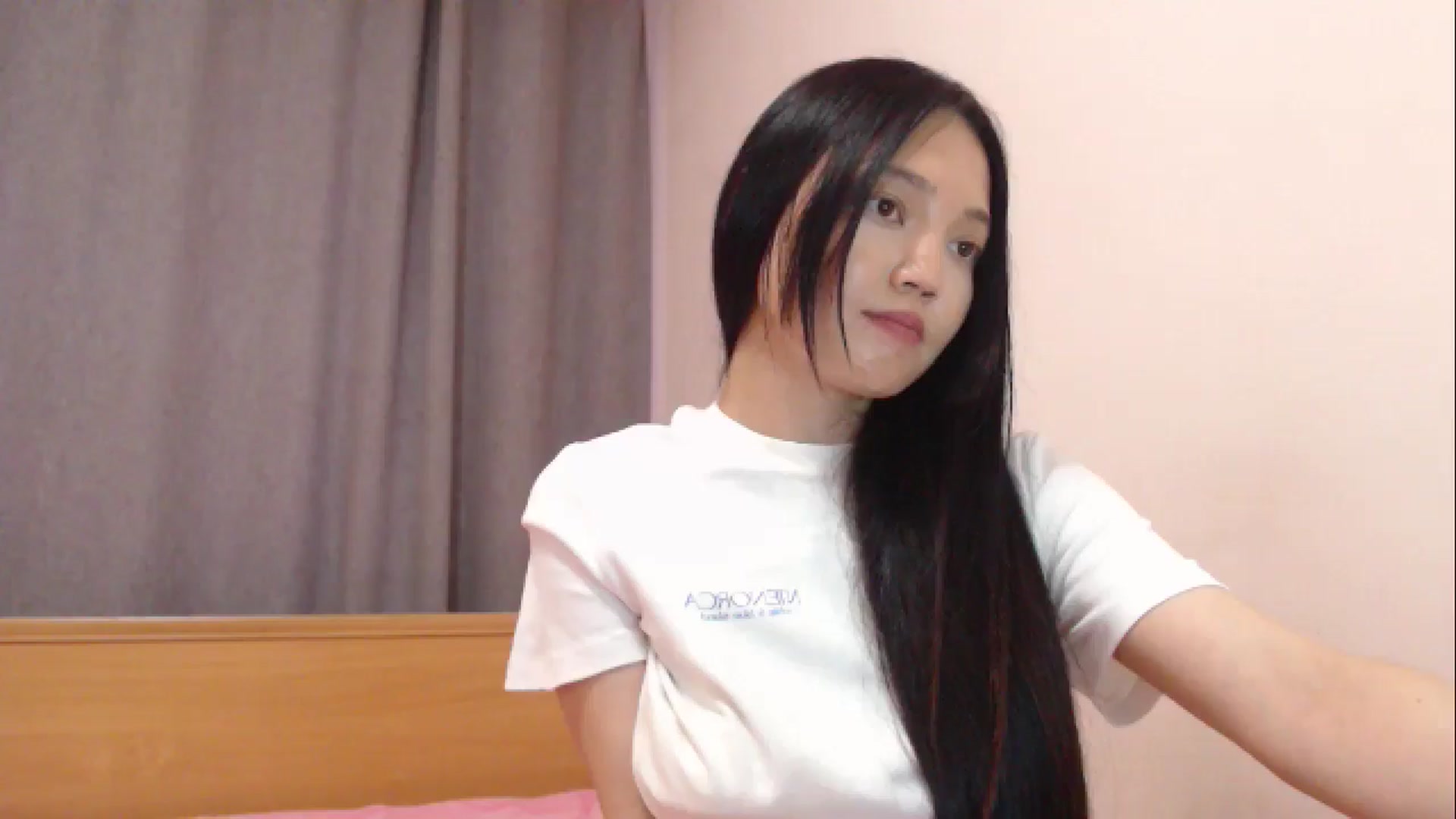 Gallery image thumbnail from domizz1ve's myfreecams stream on, 11/06/2024, 07:40 image 7 of 20