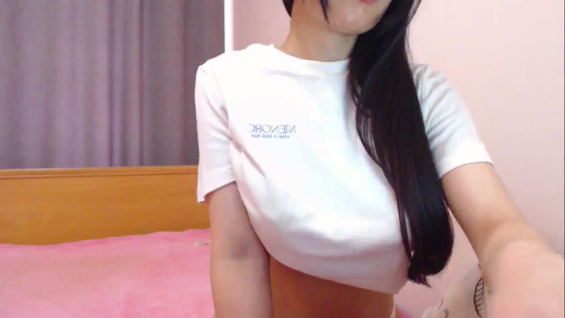 Gallery image thumbnail from domizz1ve's myfreecams stream on, 11/14/2024, 09:15 image 7 of 20