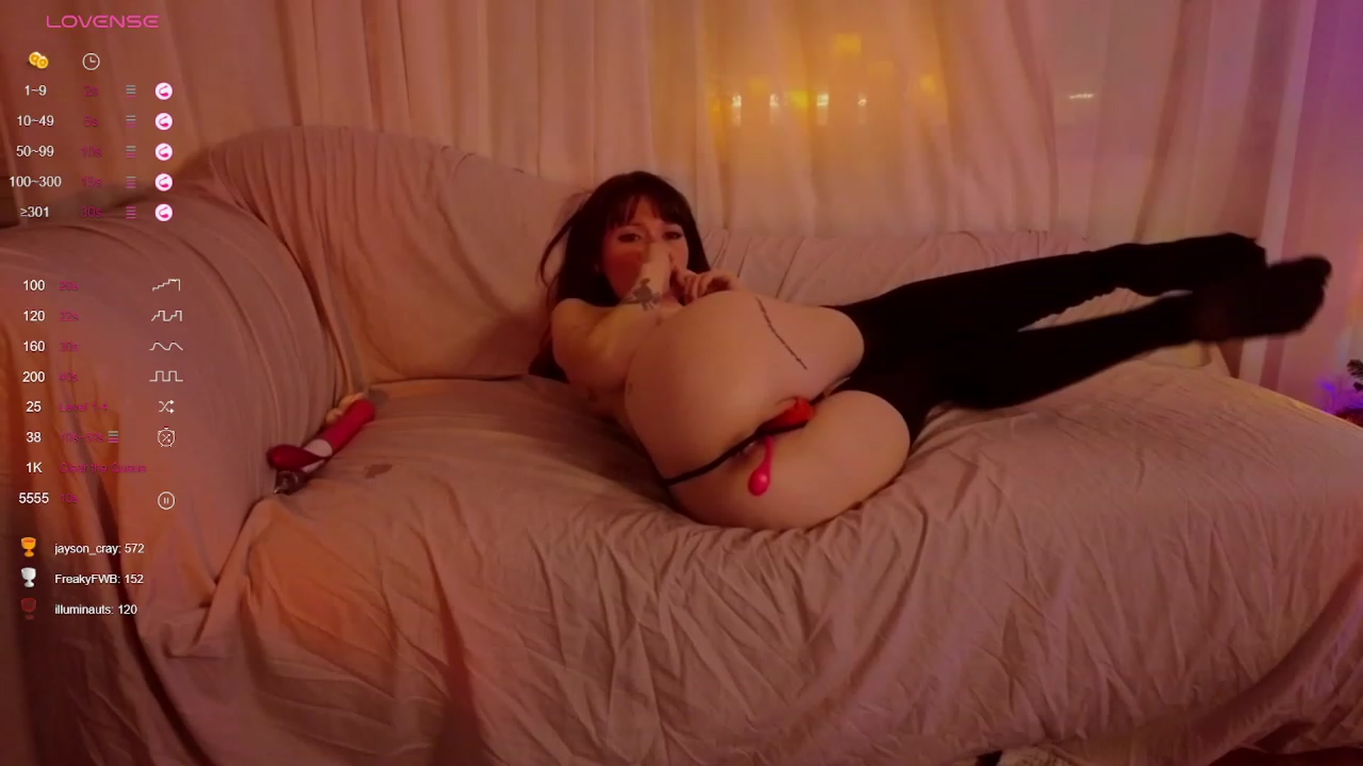 Gallery image thumbnail from dottiesnow's myfreecams stream on, 12/17/2023, 09:01 image 12 of 20