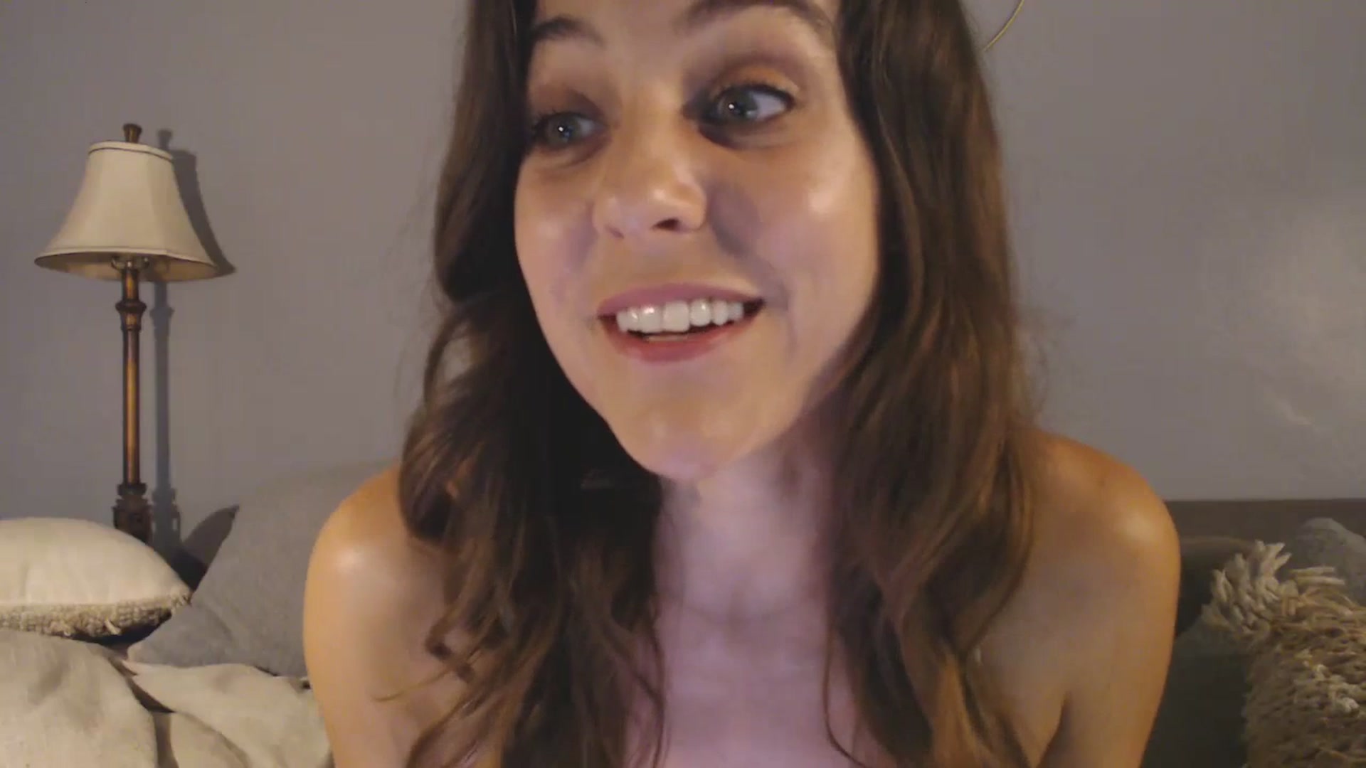 Gallery image thumbnail from dressmejosie's myfreecams stream on, 07/04/2023, 08:07 image 12 of 20