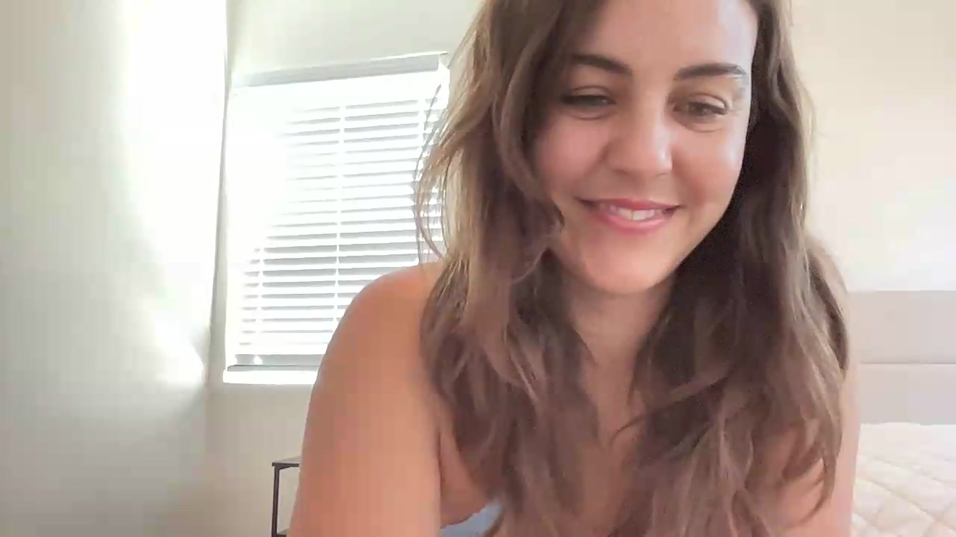 Gallery image thumbnail from dressmejosie's myfreecams stream on, 08/24/2026, 20:14 image 6 of 20