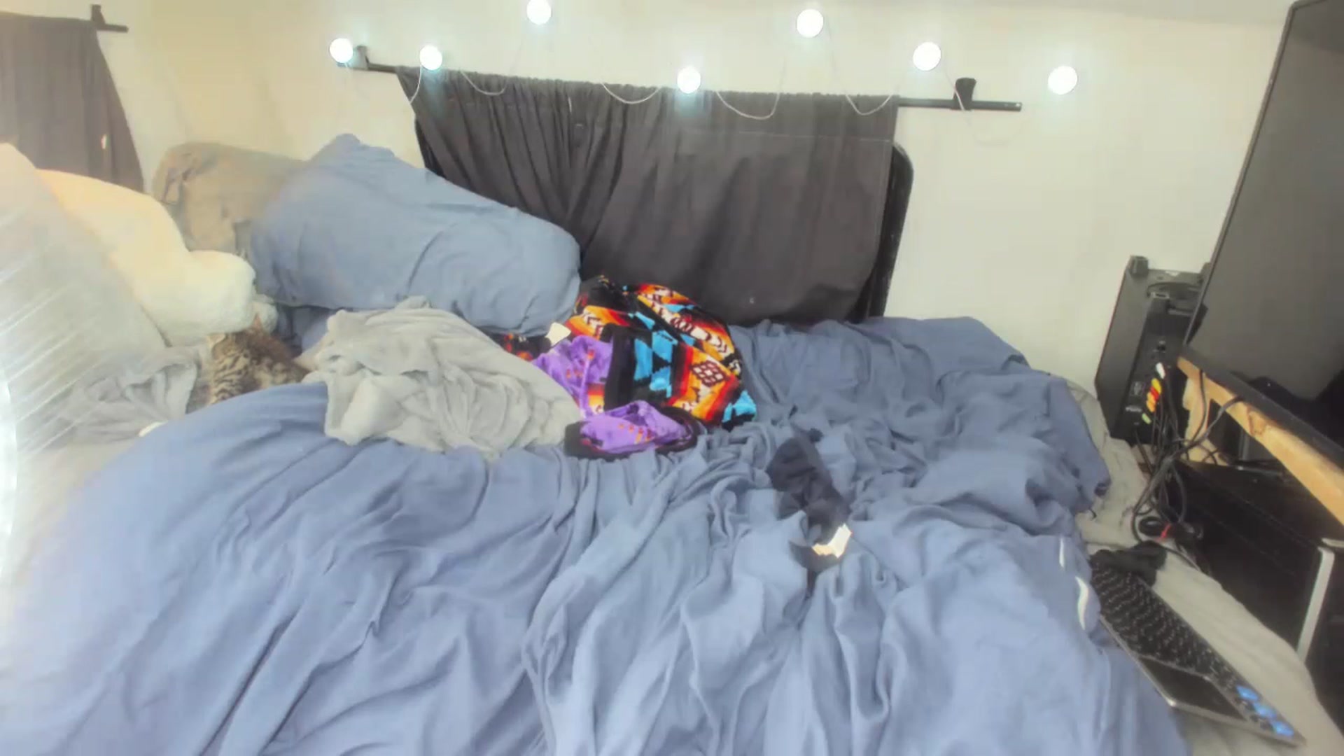 Gallery image thumbnail from drippndaizi's myfreecams stream on, 06/20/2023, 10:48 image 11 of 20