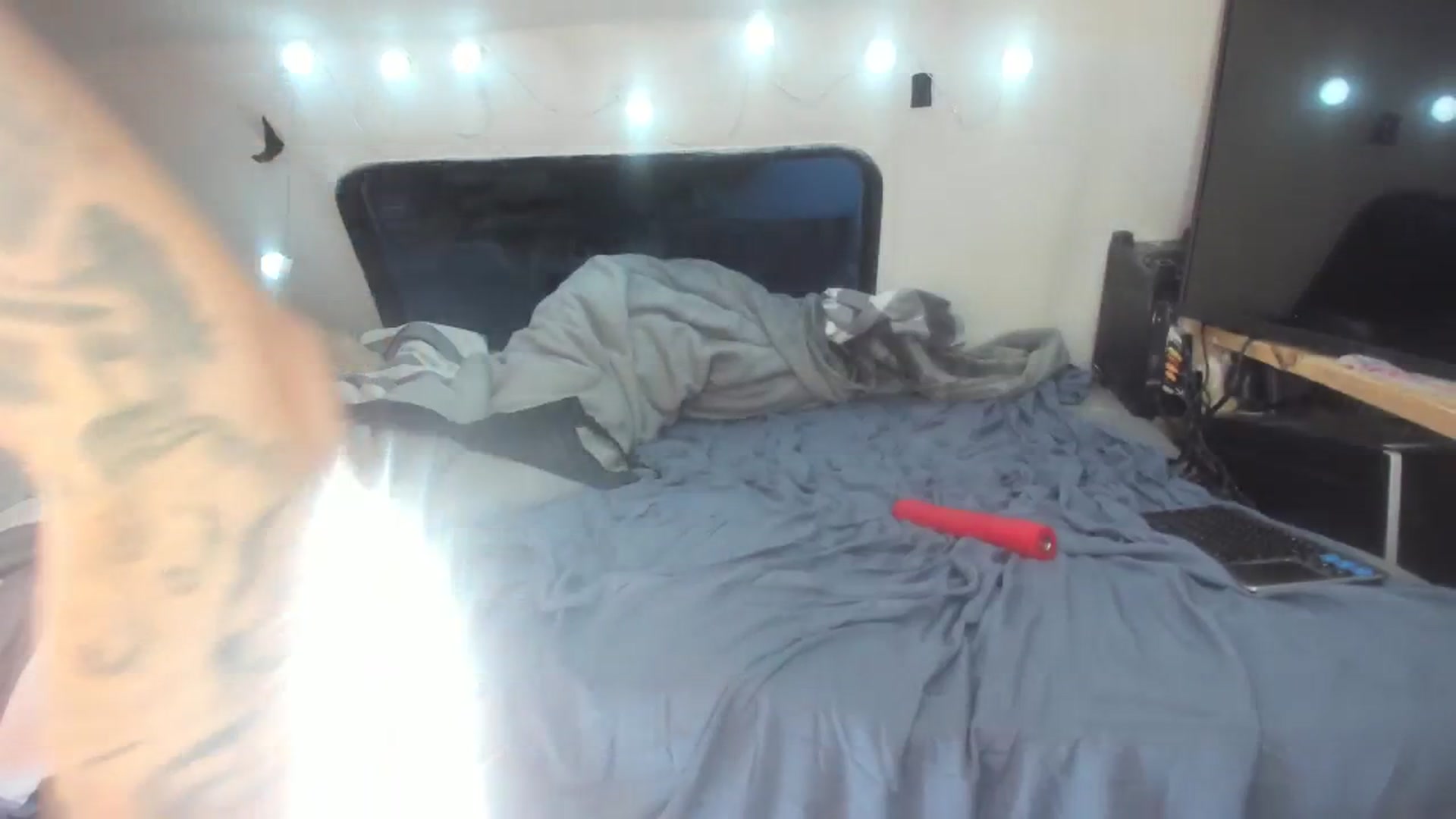 Gallery image thumbnail from drippndaizi's myfreecams stream on, 07/06/2023, 12:28 image 17 of 20