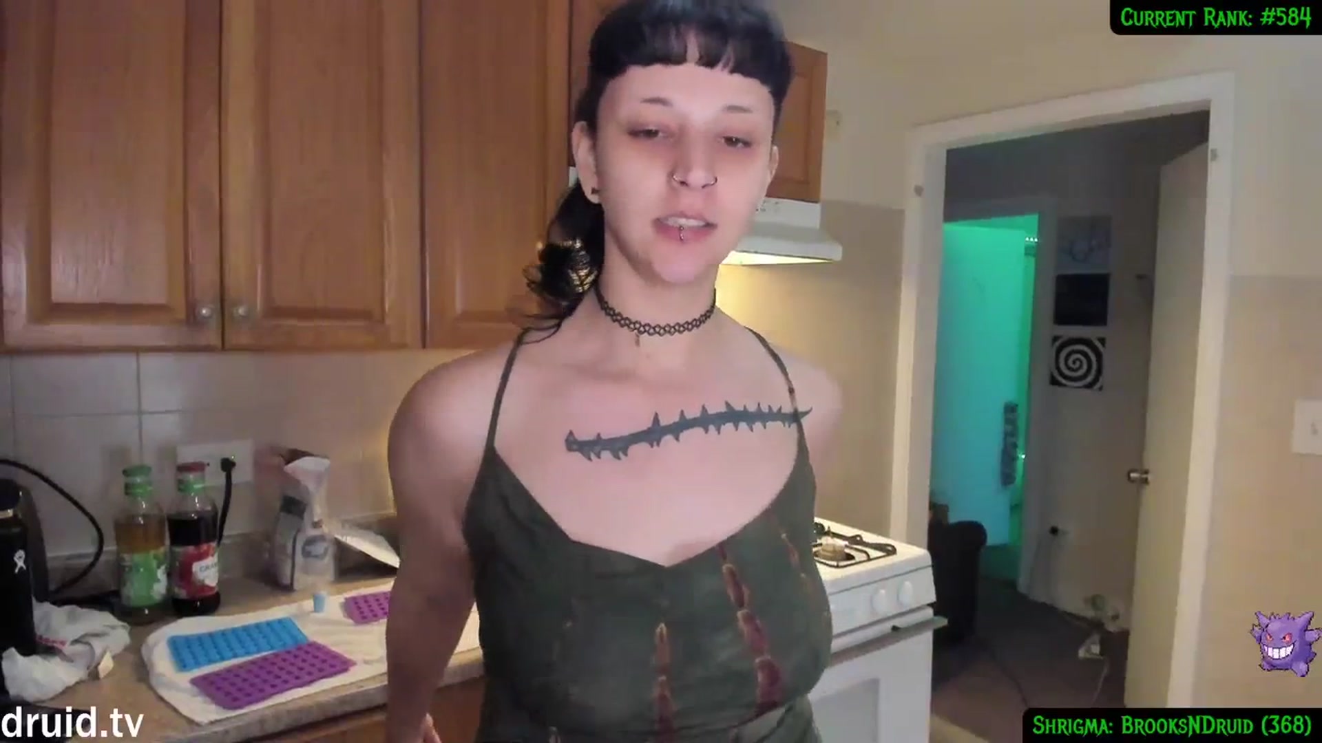 Gallery image thumbnail from druidjpg's myfreecams stream on, 03/25/2024, 02:28 image 12 of 20