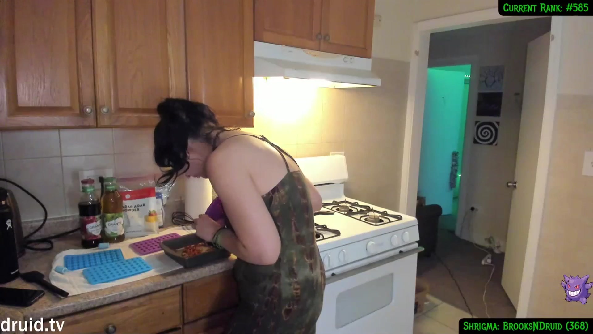 Gallery image thumbnail from druidjpg's myfreecams stream on, 03/25/2024, 02:28 image 3 of 20